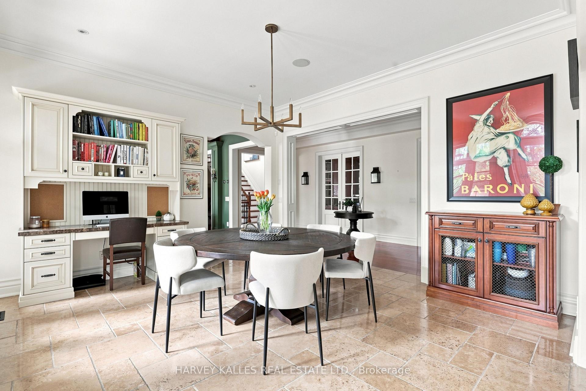 Photo 15 of 14 Denewood Crescent, North York, Banbury-Don Mills — HOMEH