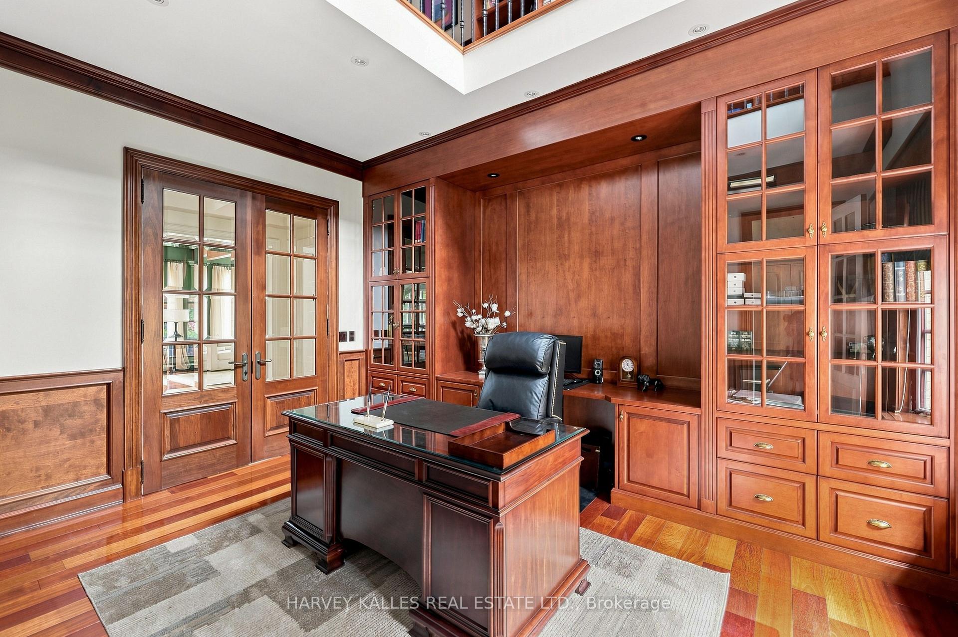 Photo 20 of 14 Denewood Crescent, North York, Banbury-Don Mills — HOMEH
