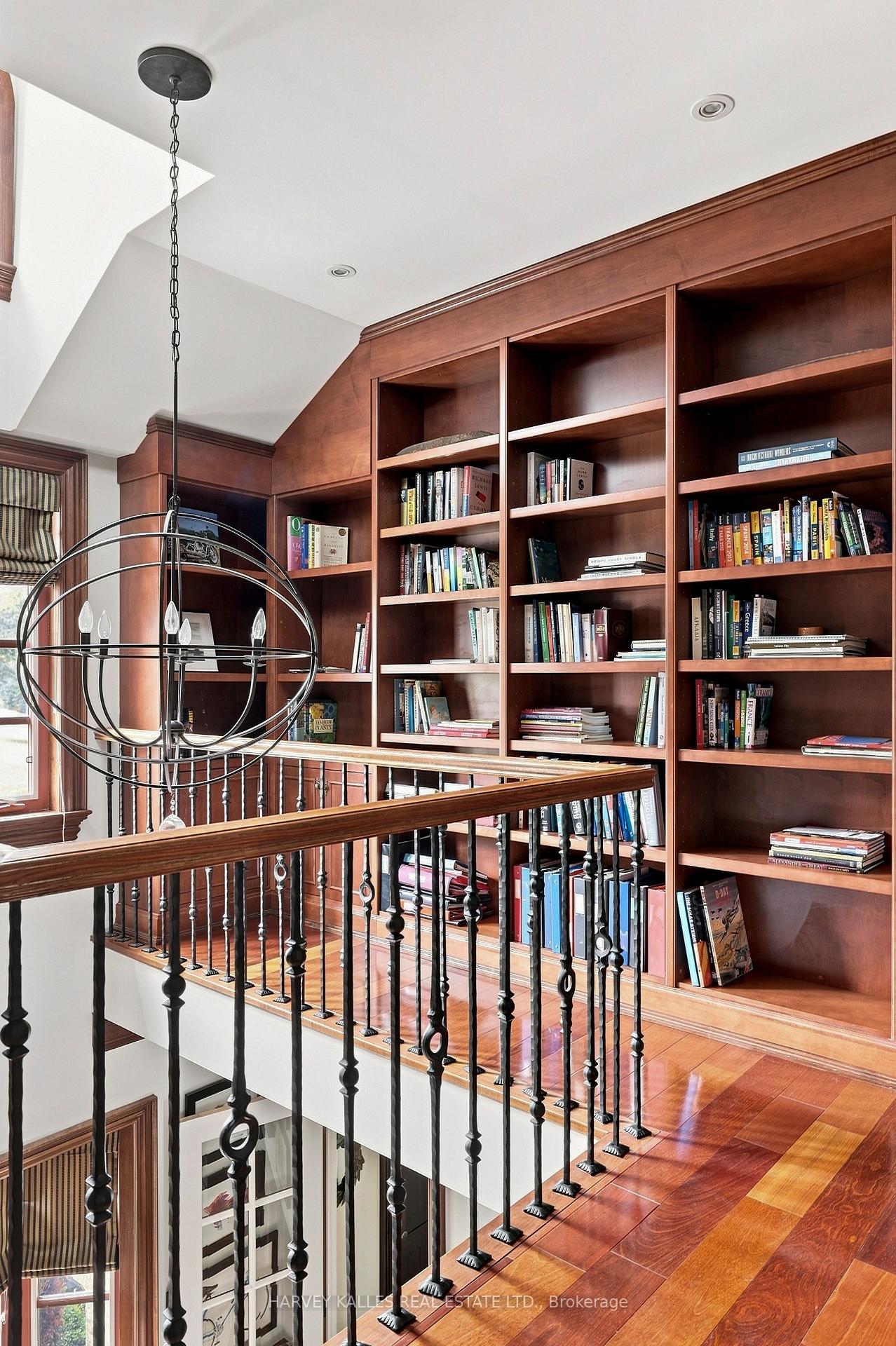 Photo 39 of 14 Denewood Crescent, North York, Banbury-Don Mills — HOMEH