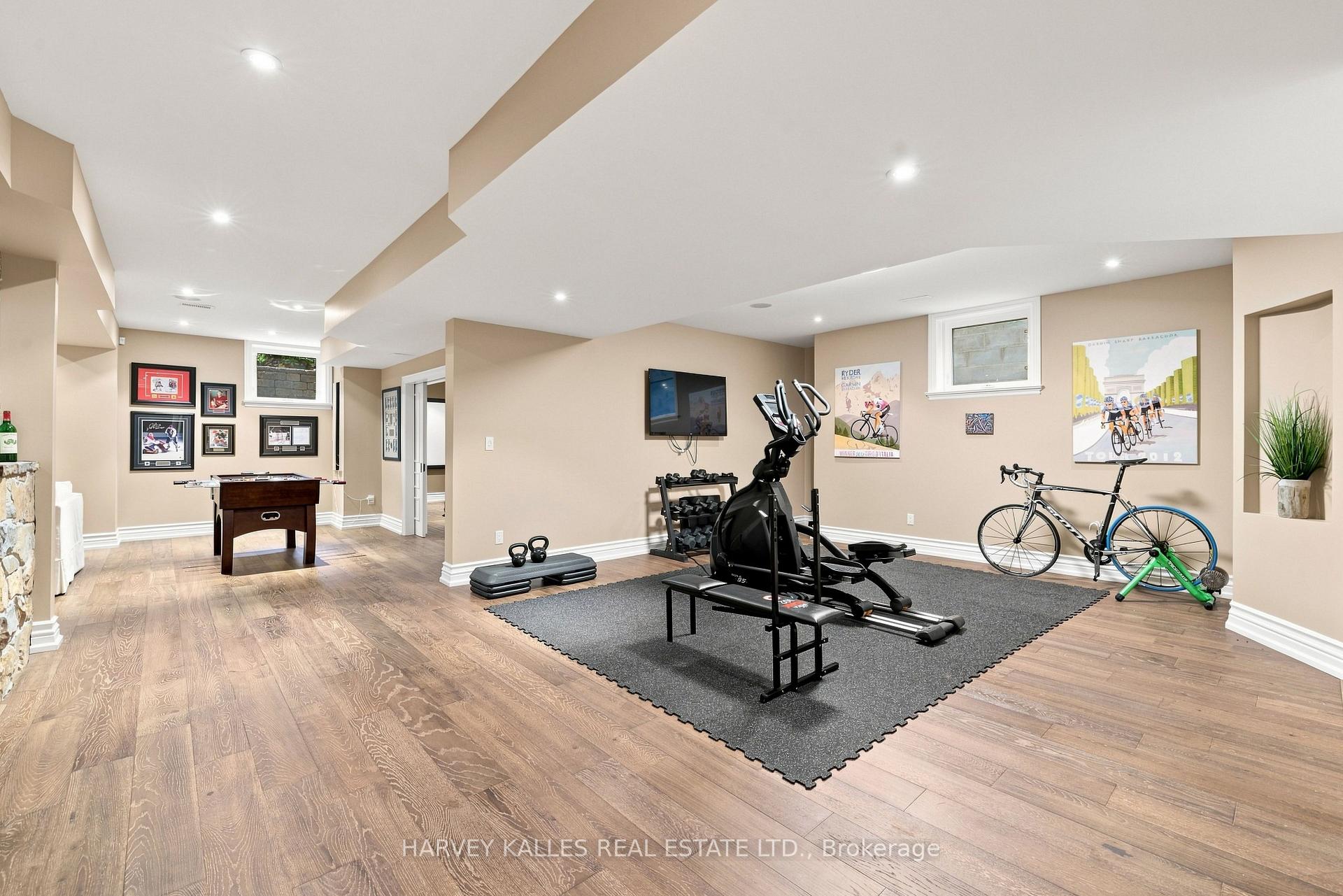 Photo 44 of 14 Denewood Crescent, North York, Banbury-Don Mills — HOMEH