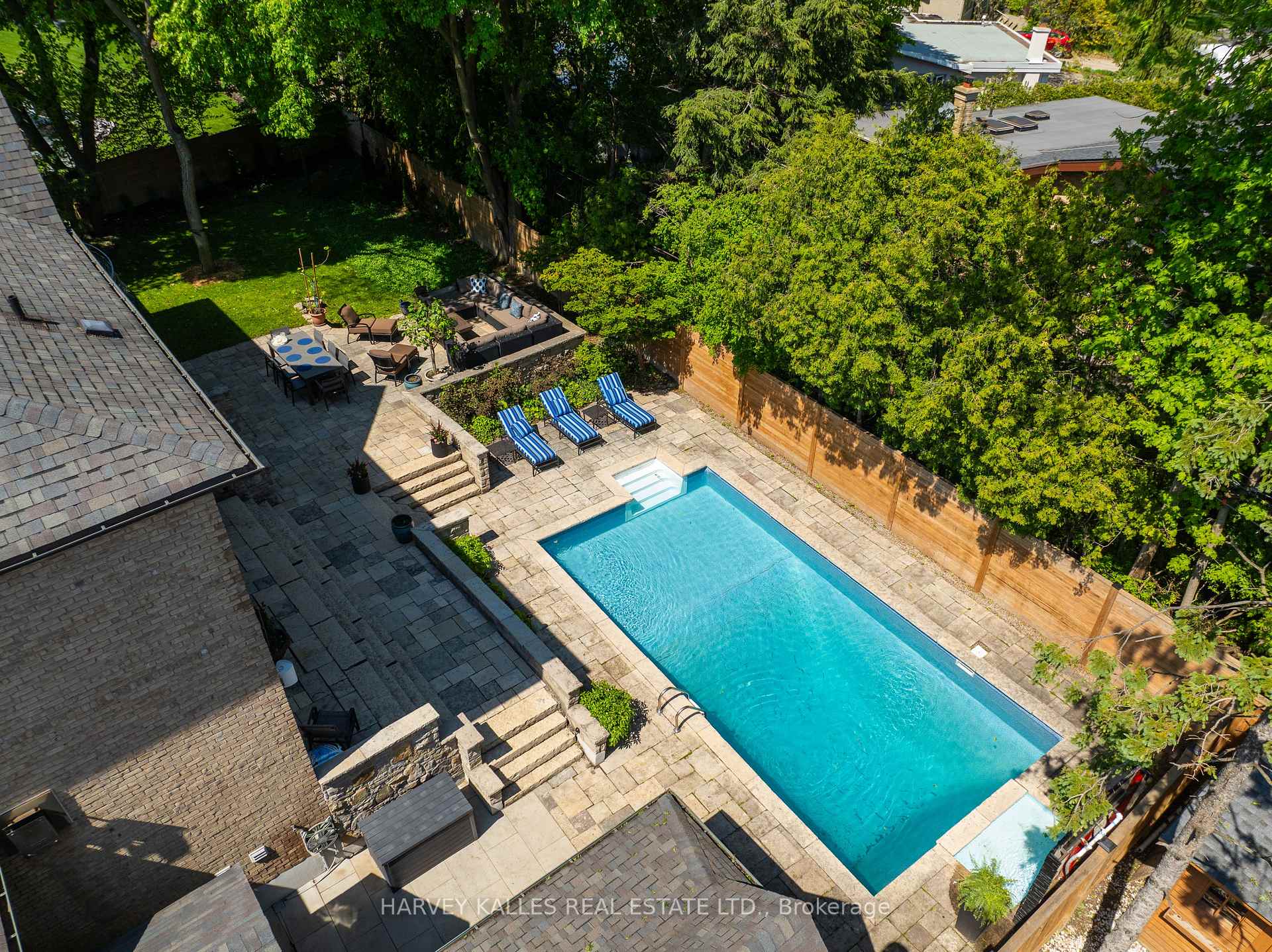 Photo 48 of 14 Denewood Crescent, North York, Banbury-Don Mills — HOMEH