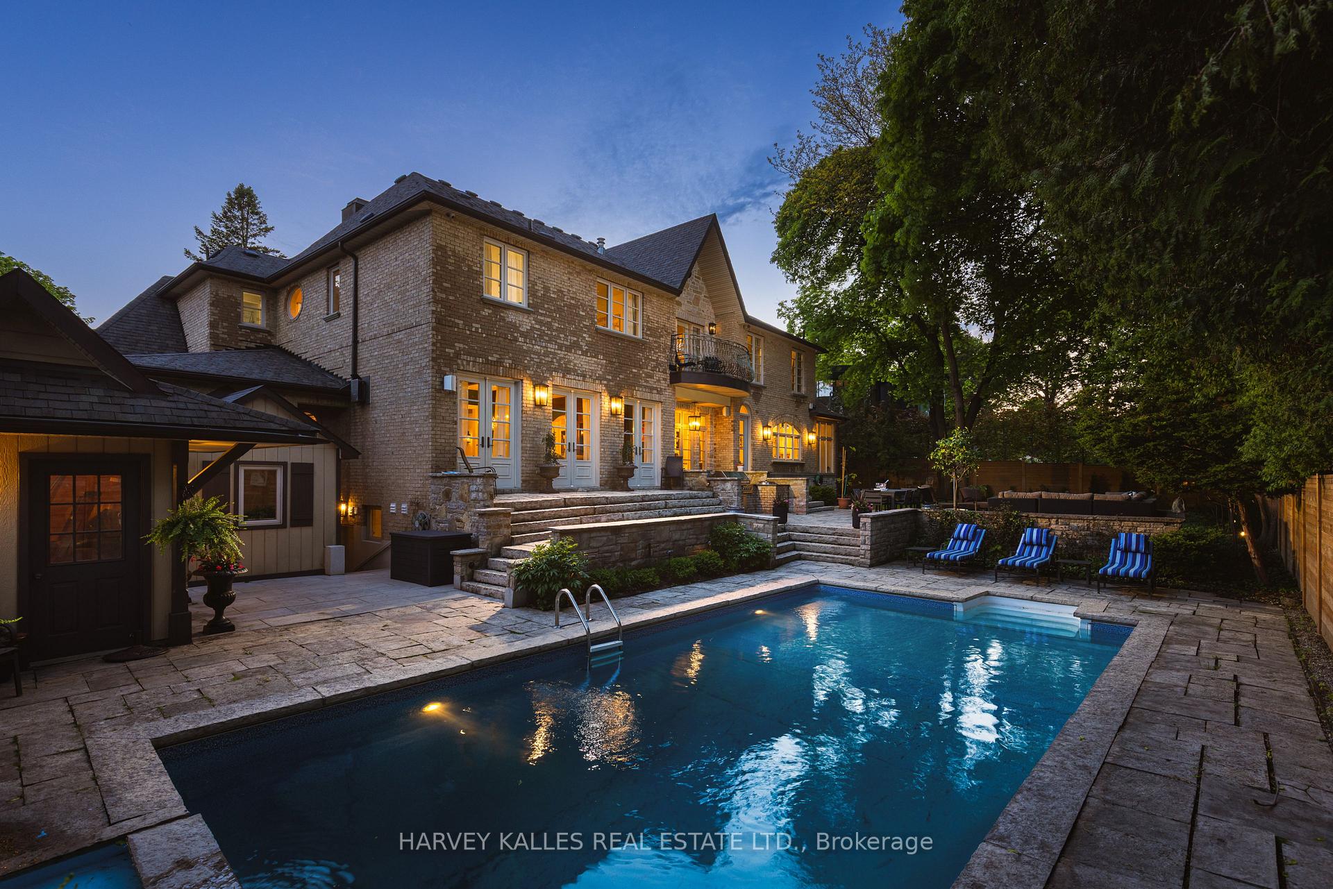 Photo 49 of 14 Denewood Crescent, North York, Banbury-Don Mills — HOMEH