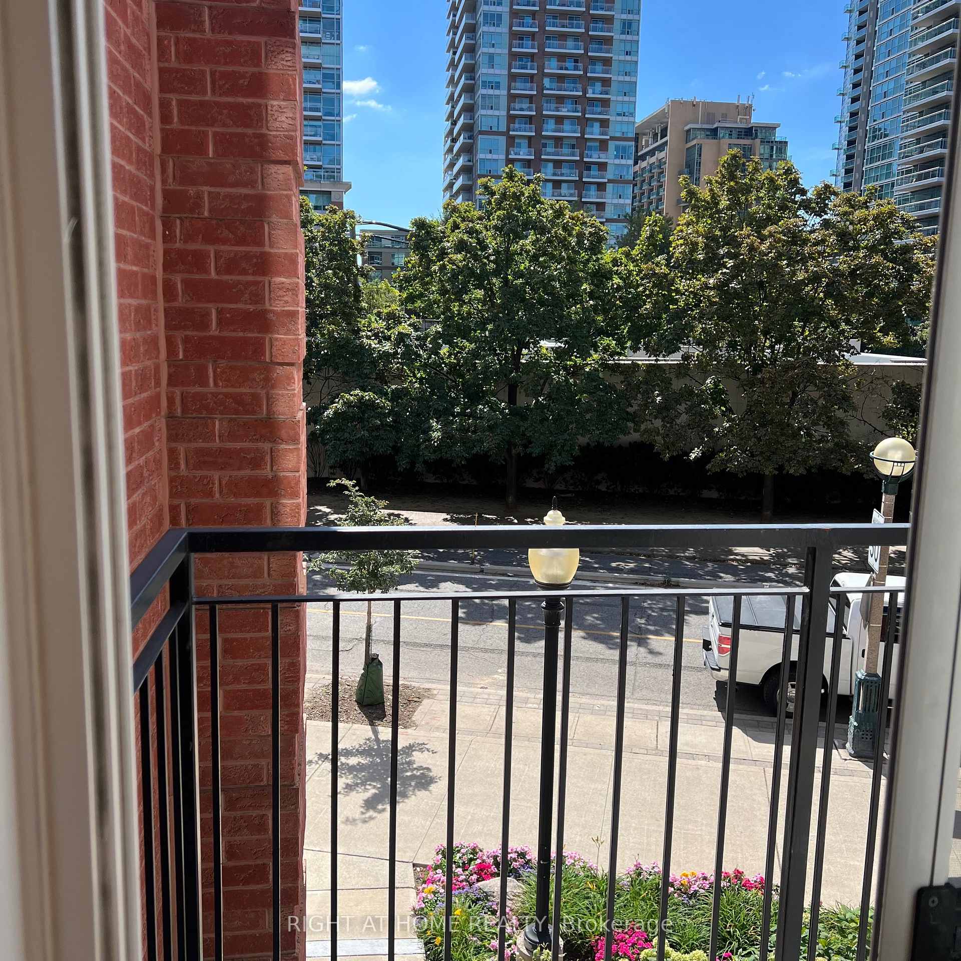 Photo 25 of Unit 255, 64 Douro Street, Toronto, Niagara — HOMEH