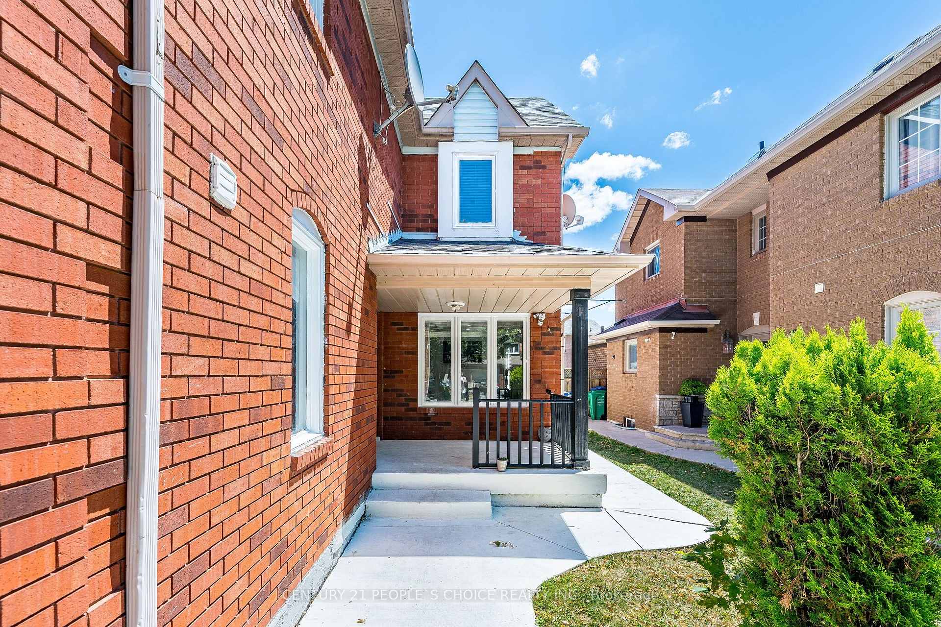 Photo 3 of 125 Rainforest Drive, Brampton, Sandringham-Wellington — HOMEH