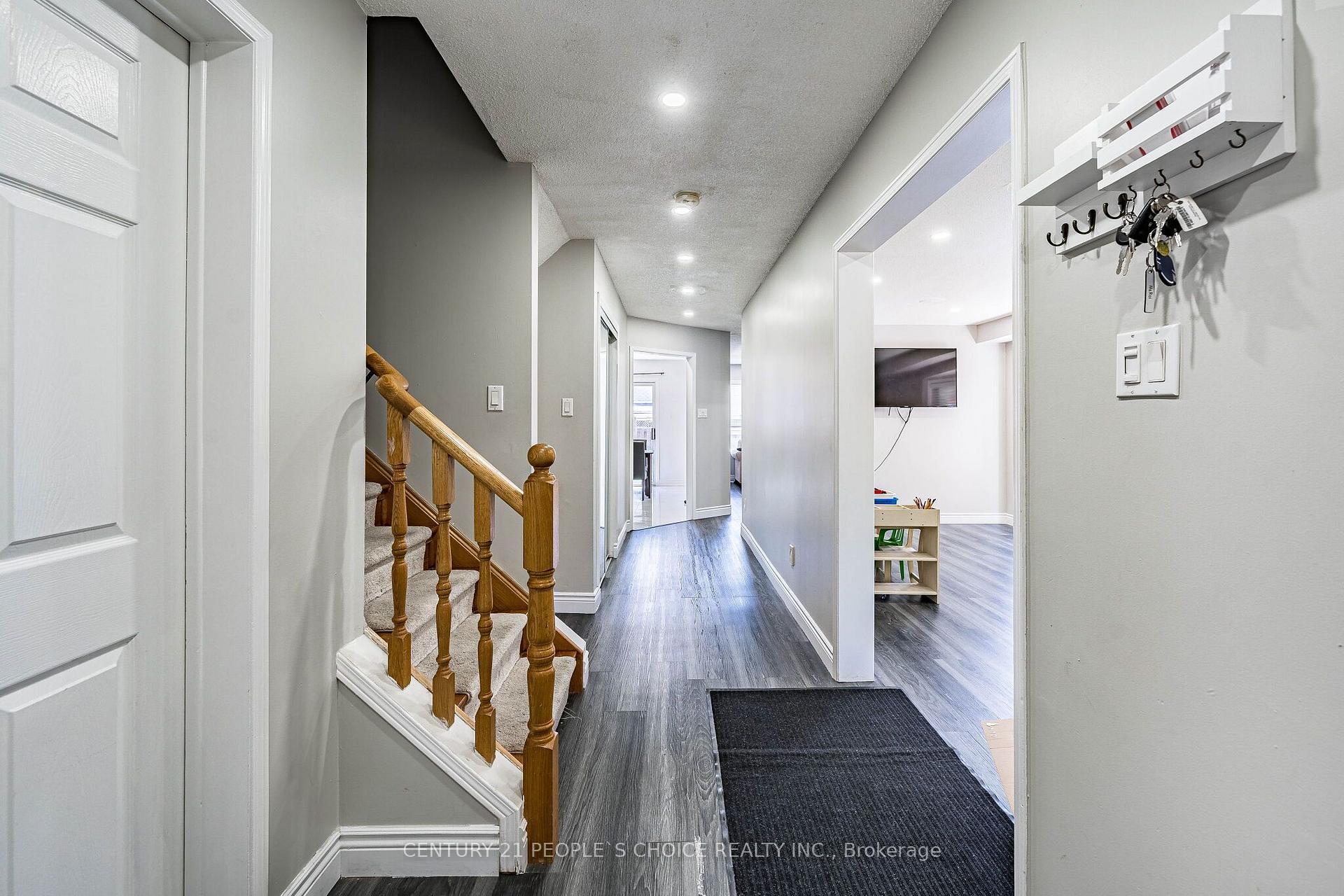 Photo 6 of 125 Rainforest Drive, Brampton, Sandringham-Wellington — HOMEH