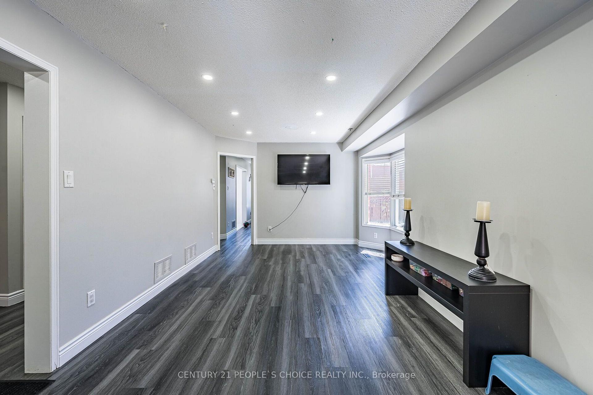 Photo 7 of 125 Rainforest Drive, Brampton, Sandringham-Wellington — HOMEH