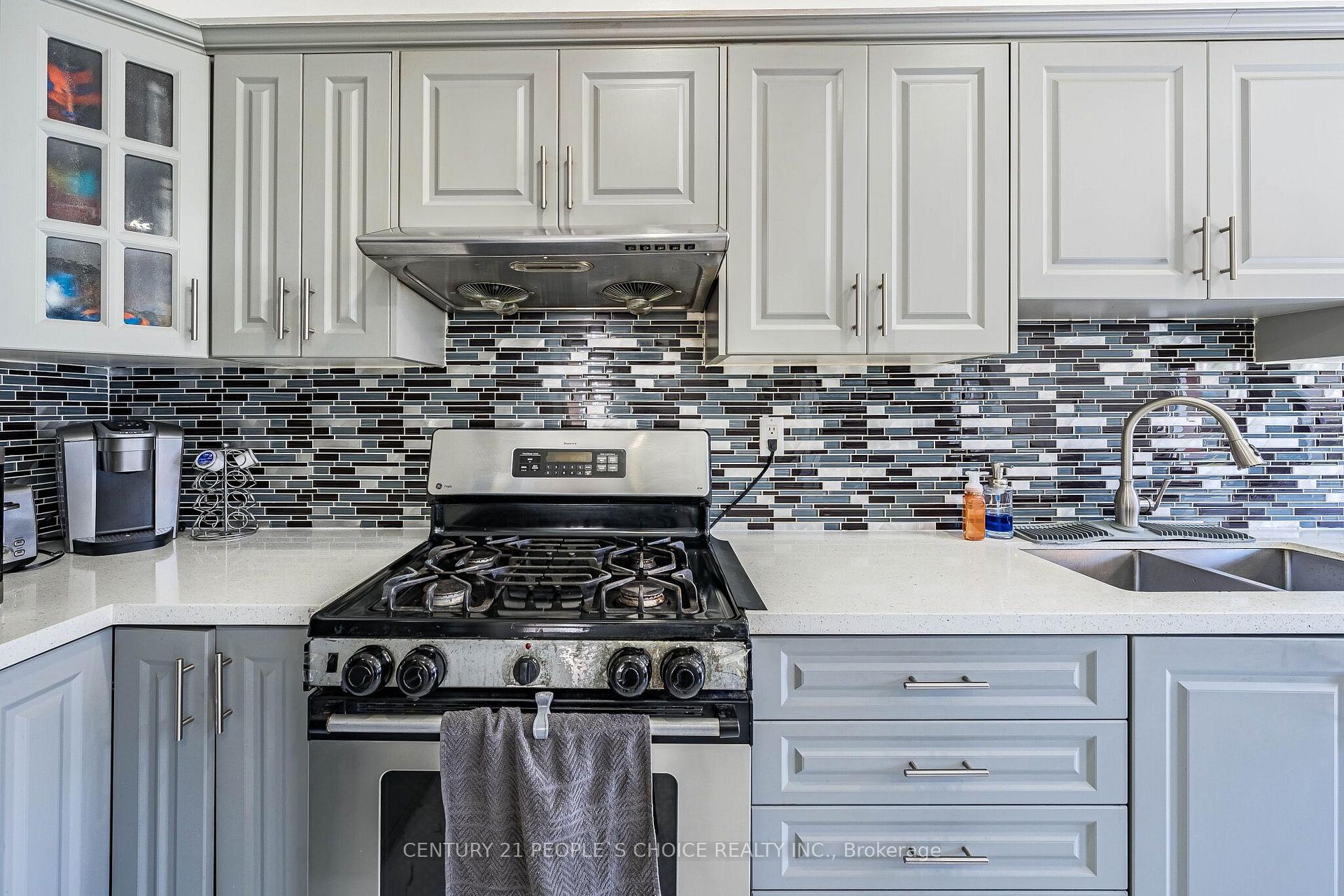 Photo 14 of 125 Rainforest Drive, Brampton, Sandringham-Wellington — HOMEH