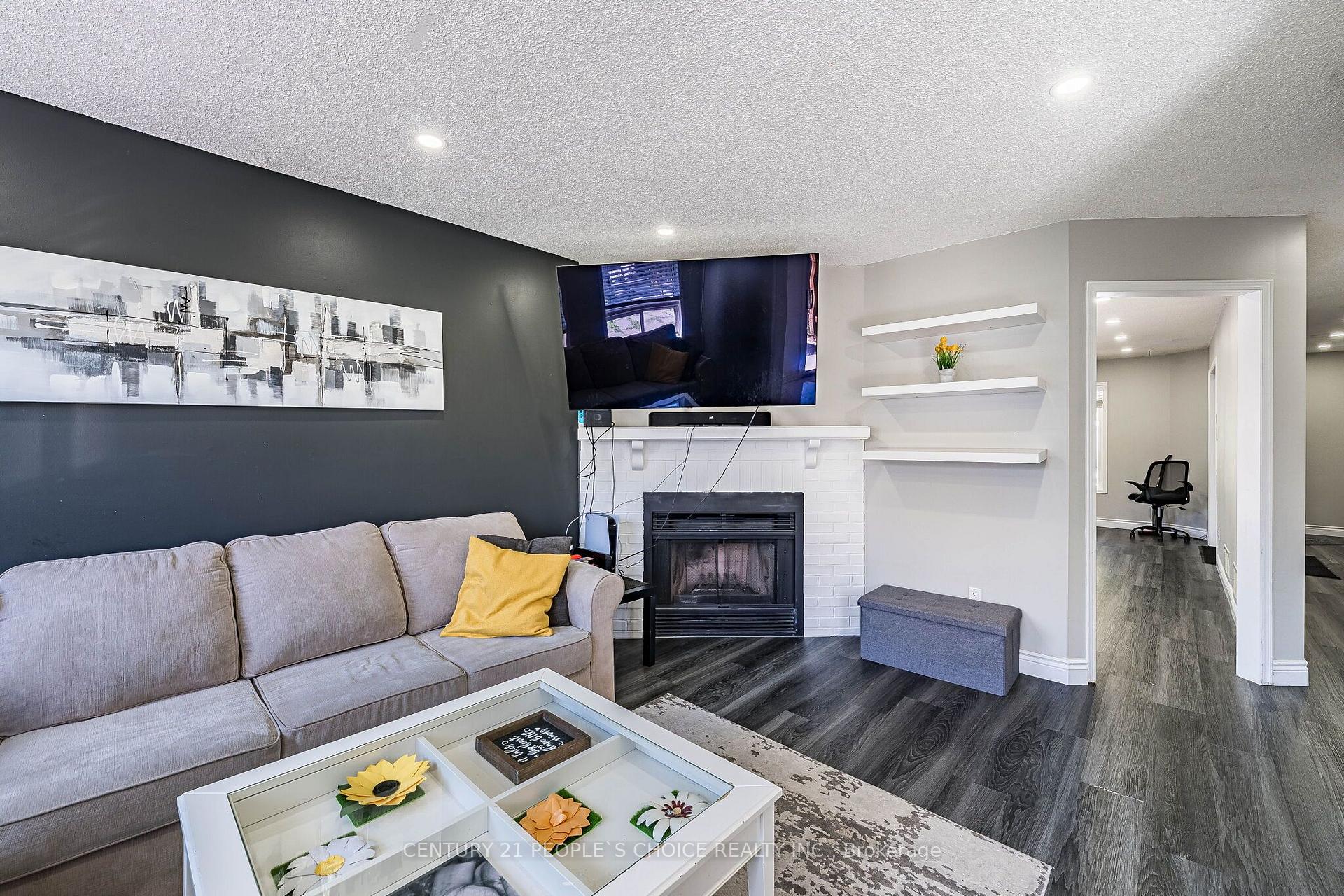 Photo 18 of 125 Rainforest Drive, Brampton, Sandringham-Wellington — HOMEH