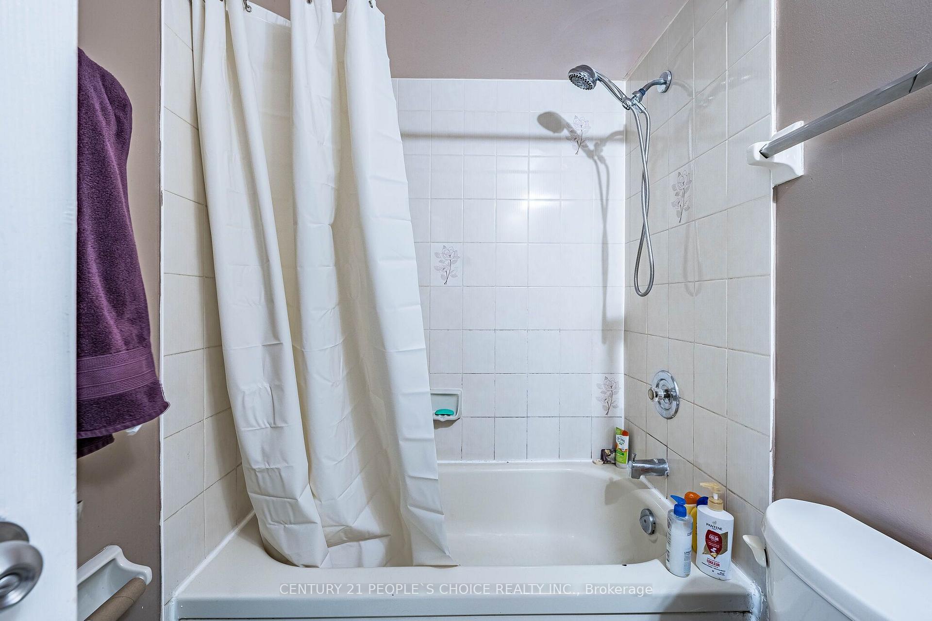 Photo 24 of 125 Rainforest Drive, Brampton, Sandringham-Wellington — HOMEH