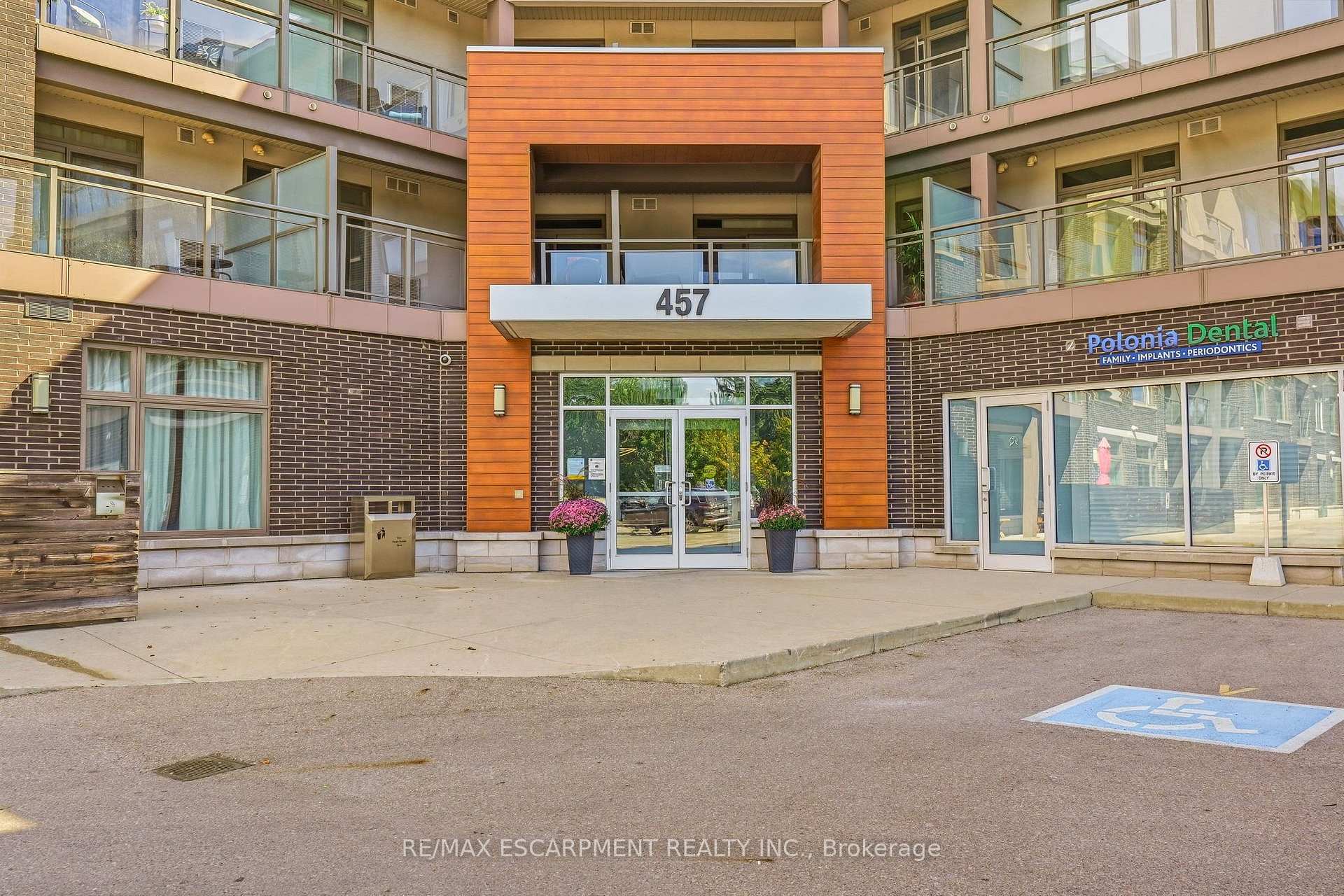 Photo of Unit 108, 457 Plains Road E