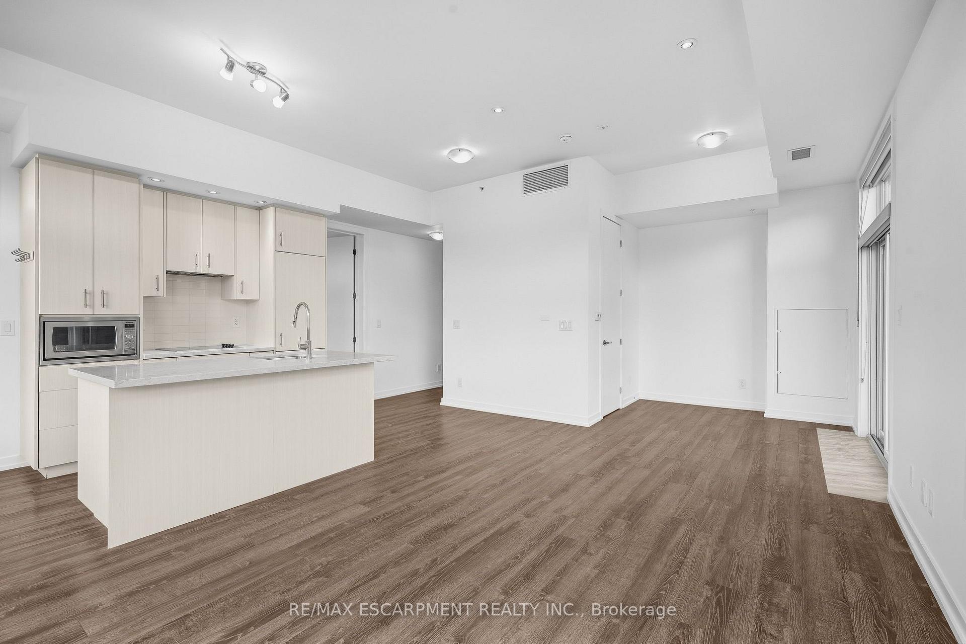 Photo 10 of Unit 108, 457 Plains Road E, Burlington, LaSalle — HOMEH