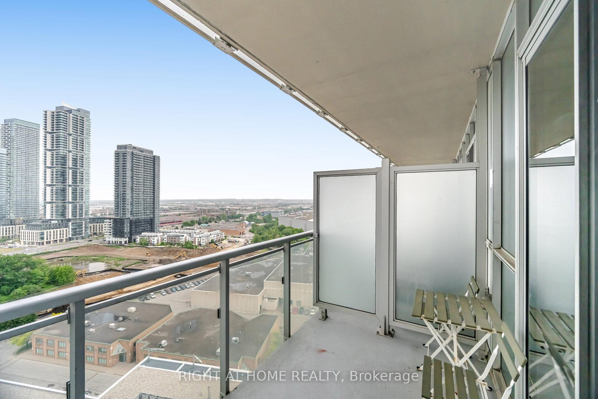 Photo 15 of Unit 1704, 2908 Highway 7 Road, Vaughan, Concord — HOMEH