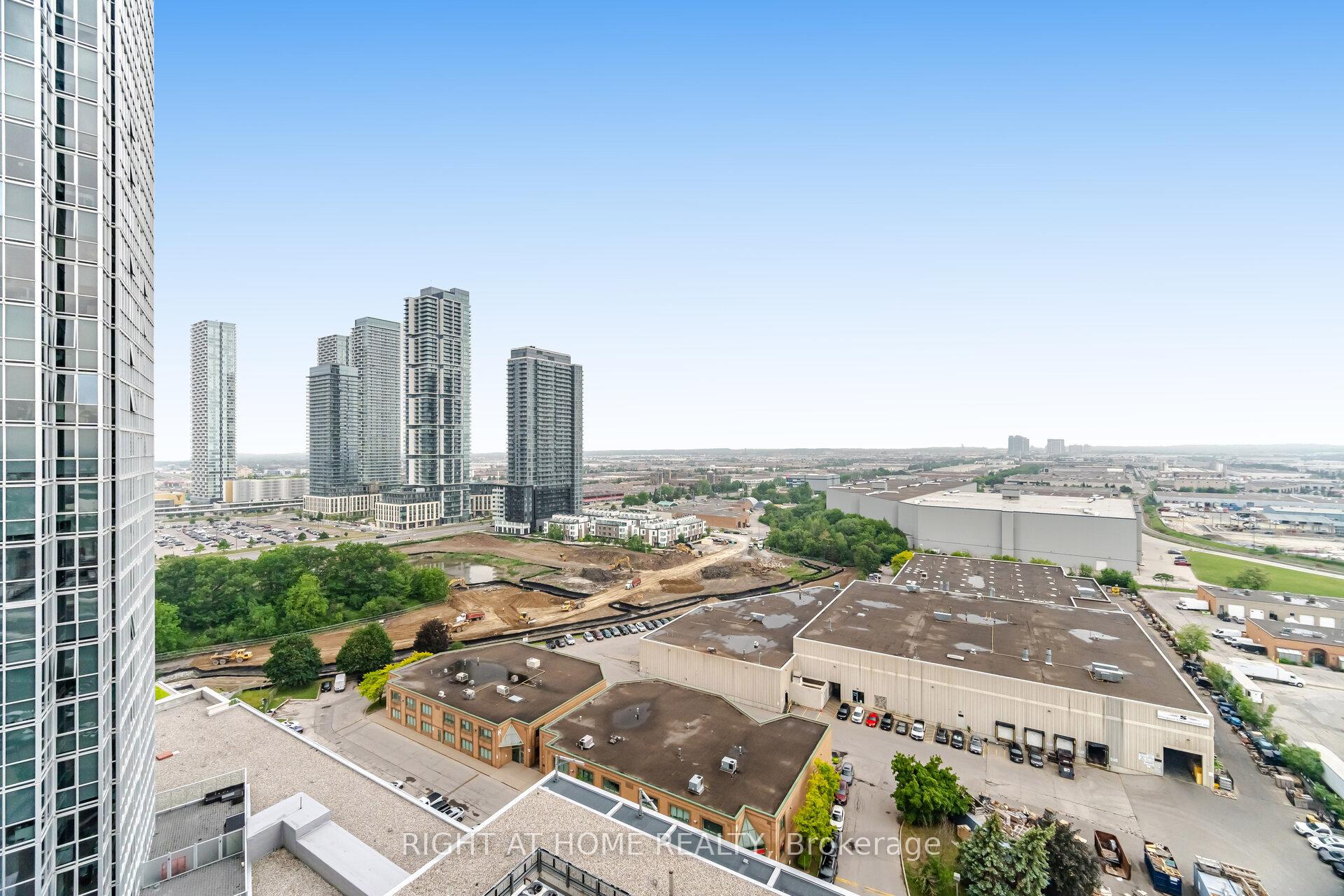 Photo 16 of Unit 1704, 2908 Highway 7 Road, Vaughan, Concord — HOMEH