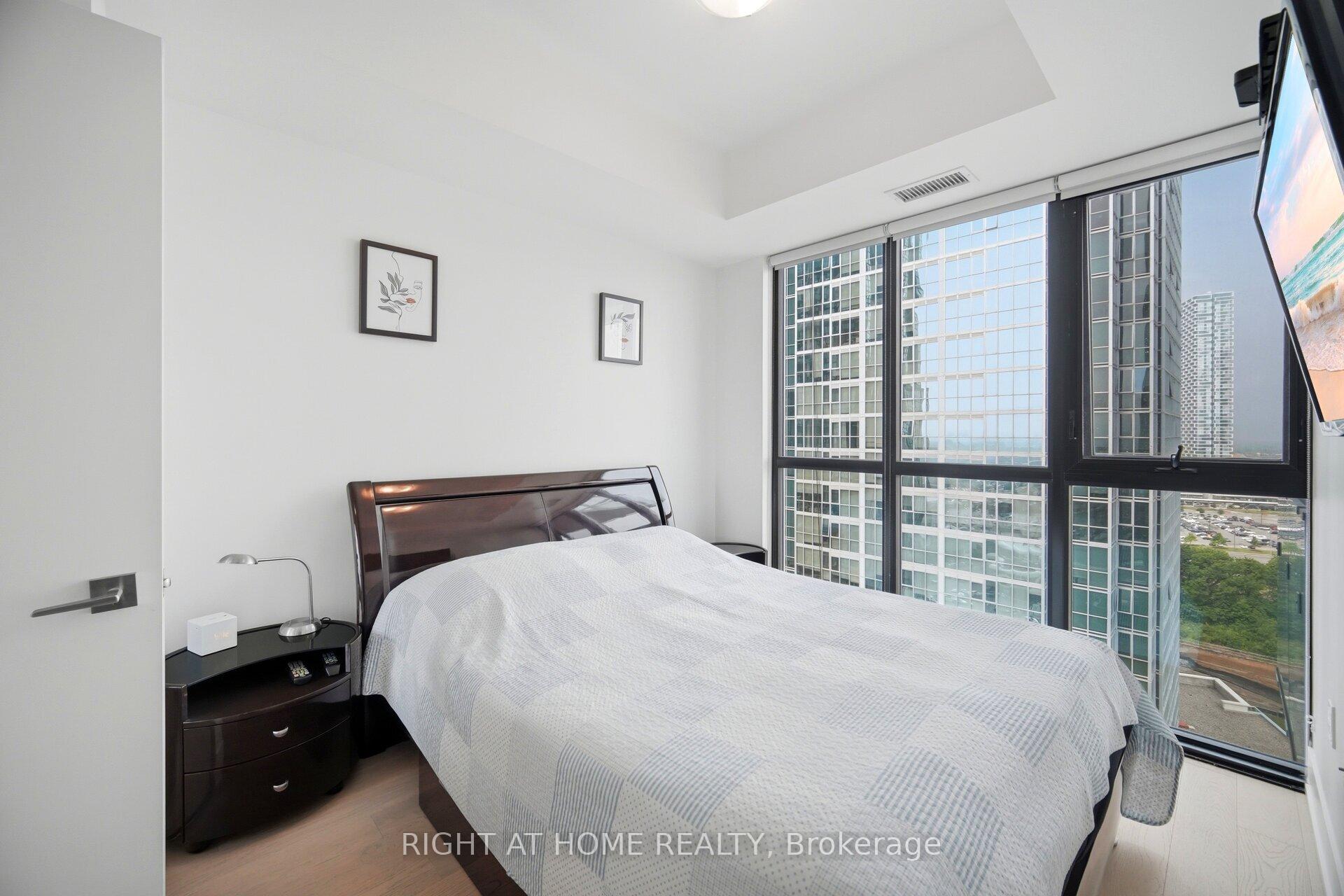 Photo 19 of Unit 1704, 2908 Highway 7 Road, Vaughan, Concord — HOMEH