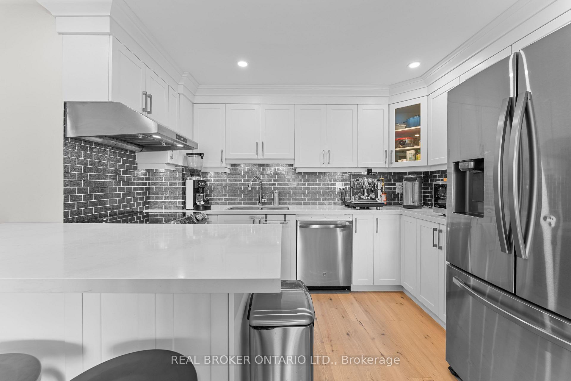 Photo 5 of Unit 502, 99 Cameron Street, Toronto, Kensington-Chinatown — HOMEH