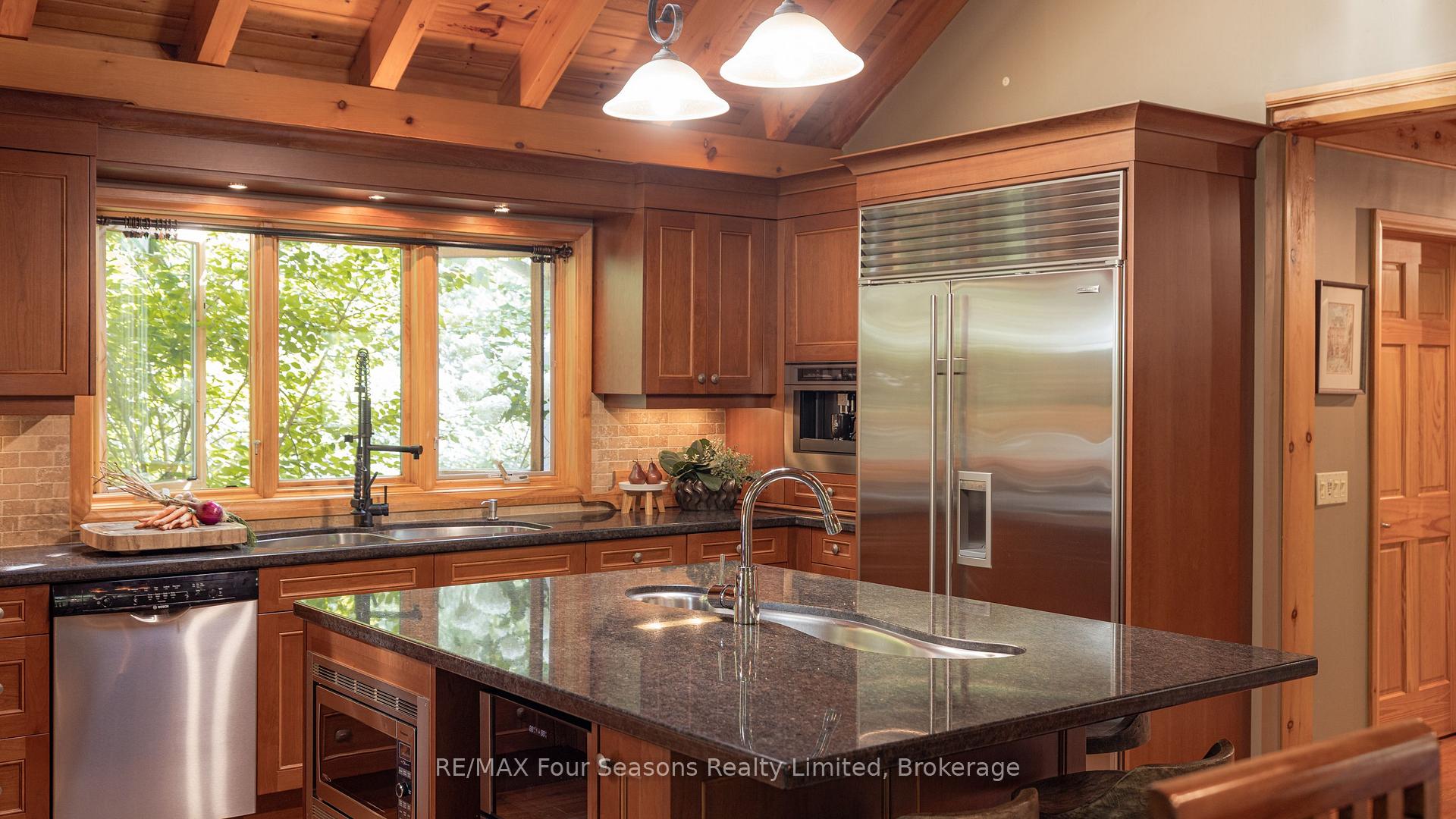 Photo 9 of 129 Davos Drive, Blue Mountains — HOMEH