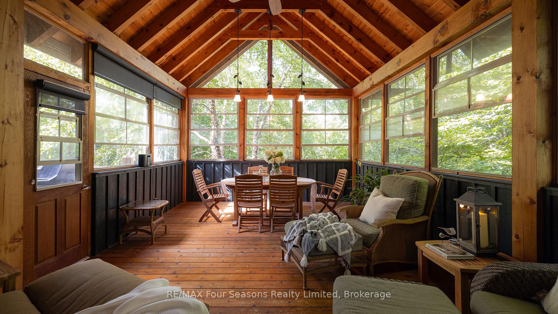 Photo 14 of 129 Davos Drive, Blue Mountains — HOMEH