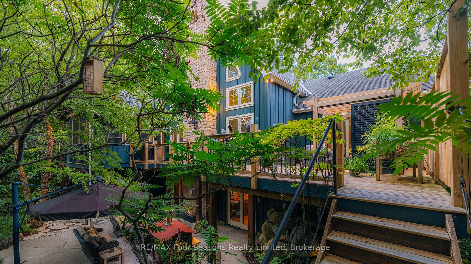 Photo 16 of 129 Davos Drive, Blue Mountains — HOMEH