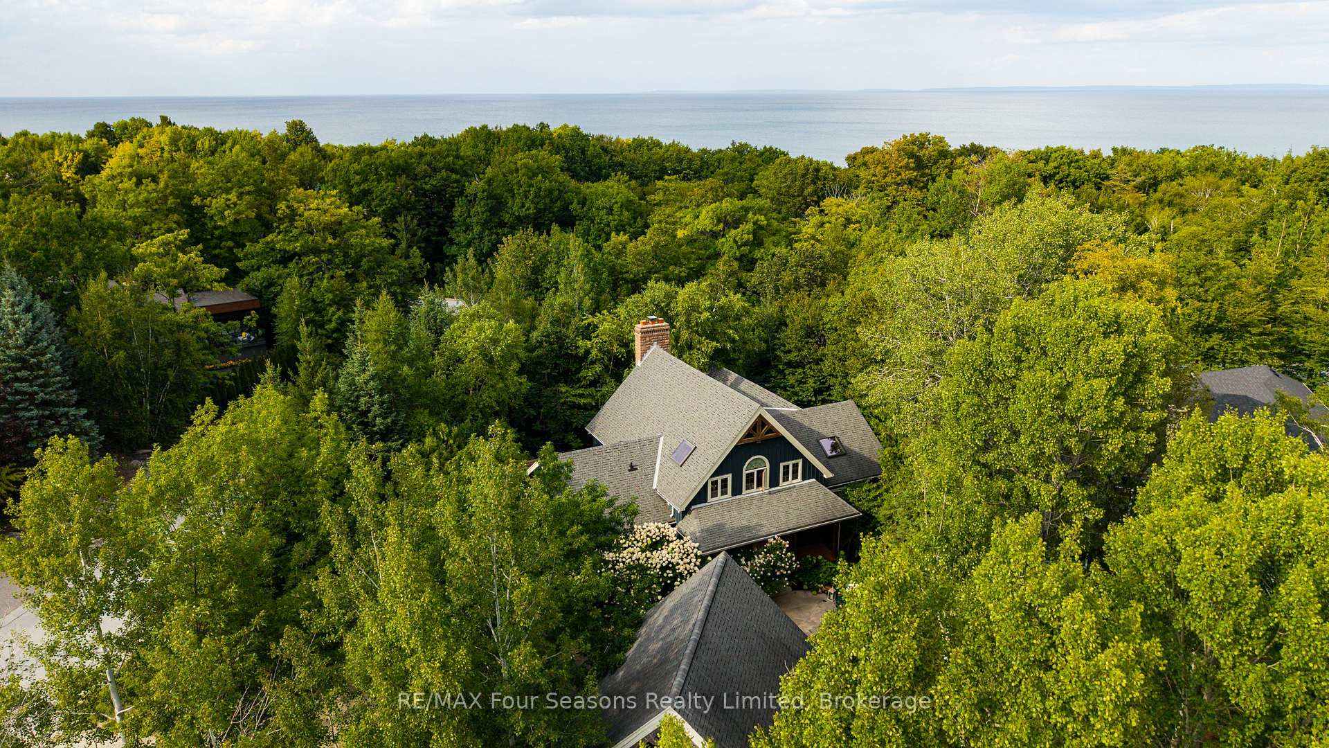 Photo 43 of 129 Davos Drive, Blue Mountains — HOMEH