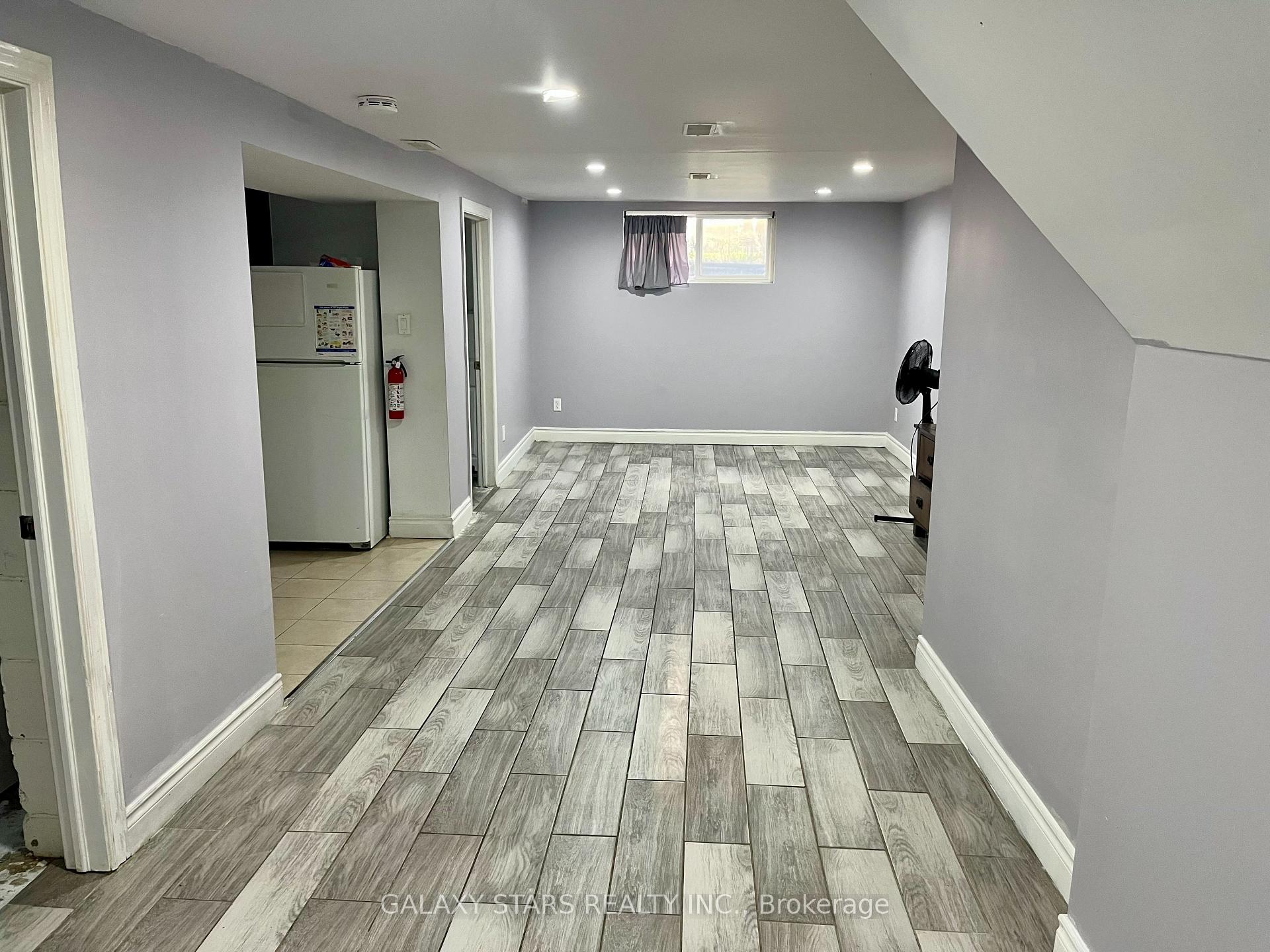 Photo 2 of Unit Bsmnt, 80 Wye Valley Road, Scarborough, Dorset Park — HOMEH