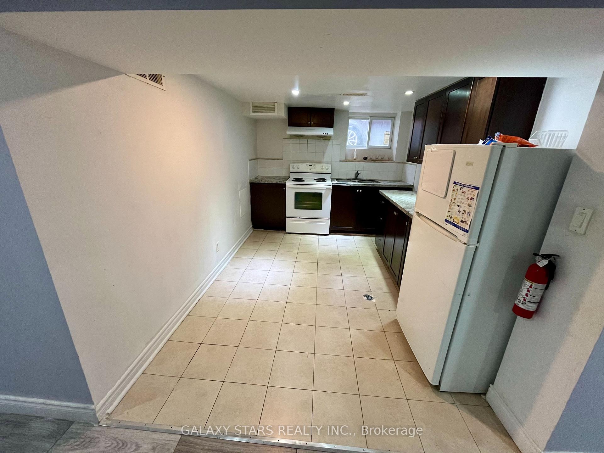 Photo 3 of Unit Bsmnt, 80 Wye Valley Road, Scarborough, Dorset Park — HOMEH