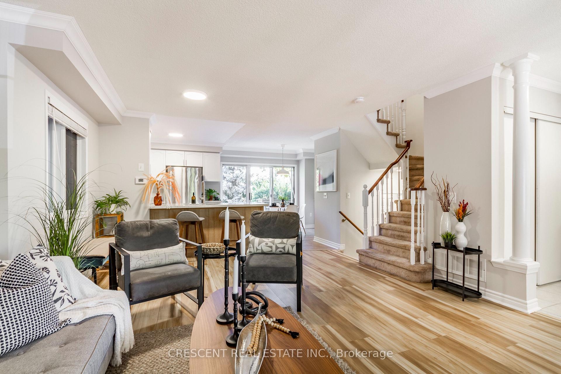 Photo 8 of 2959 Jackson Drive, Burlington, Rose — HOMEH