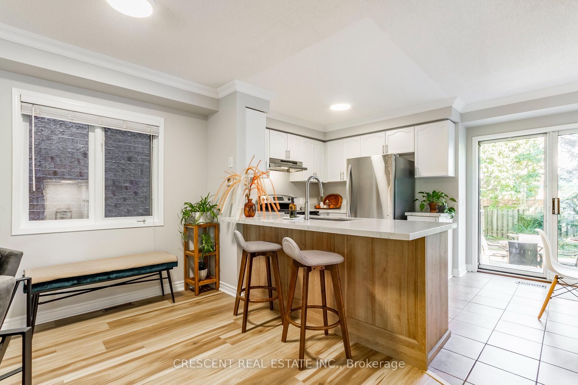 Photo 9 of 2959 Jackson Drive, Burlington, Rose — HOMEH