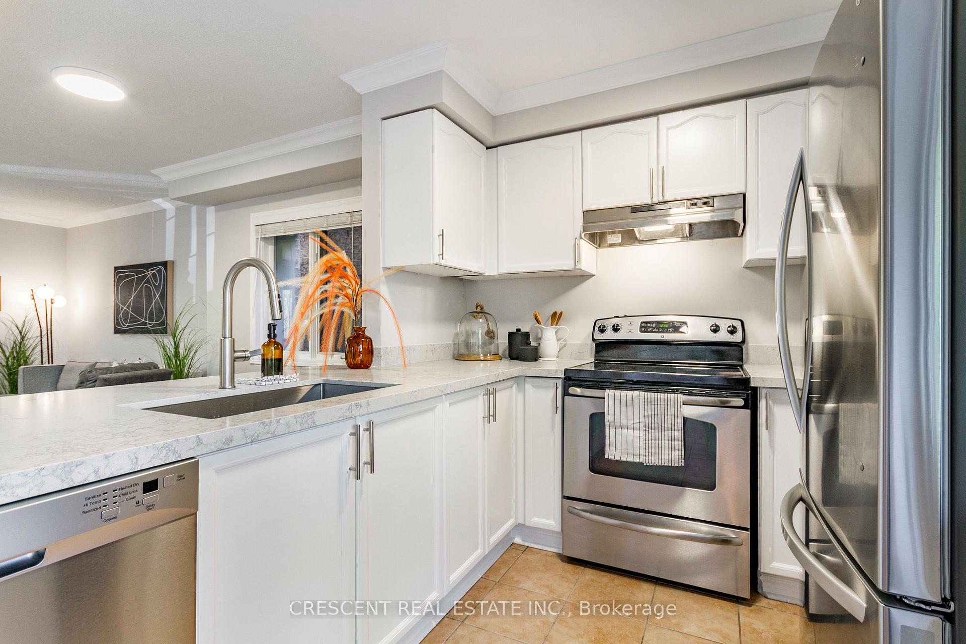 Photo 10 of 2959 Jackson Drive, Burlington, Rose — HOMEH