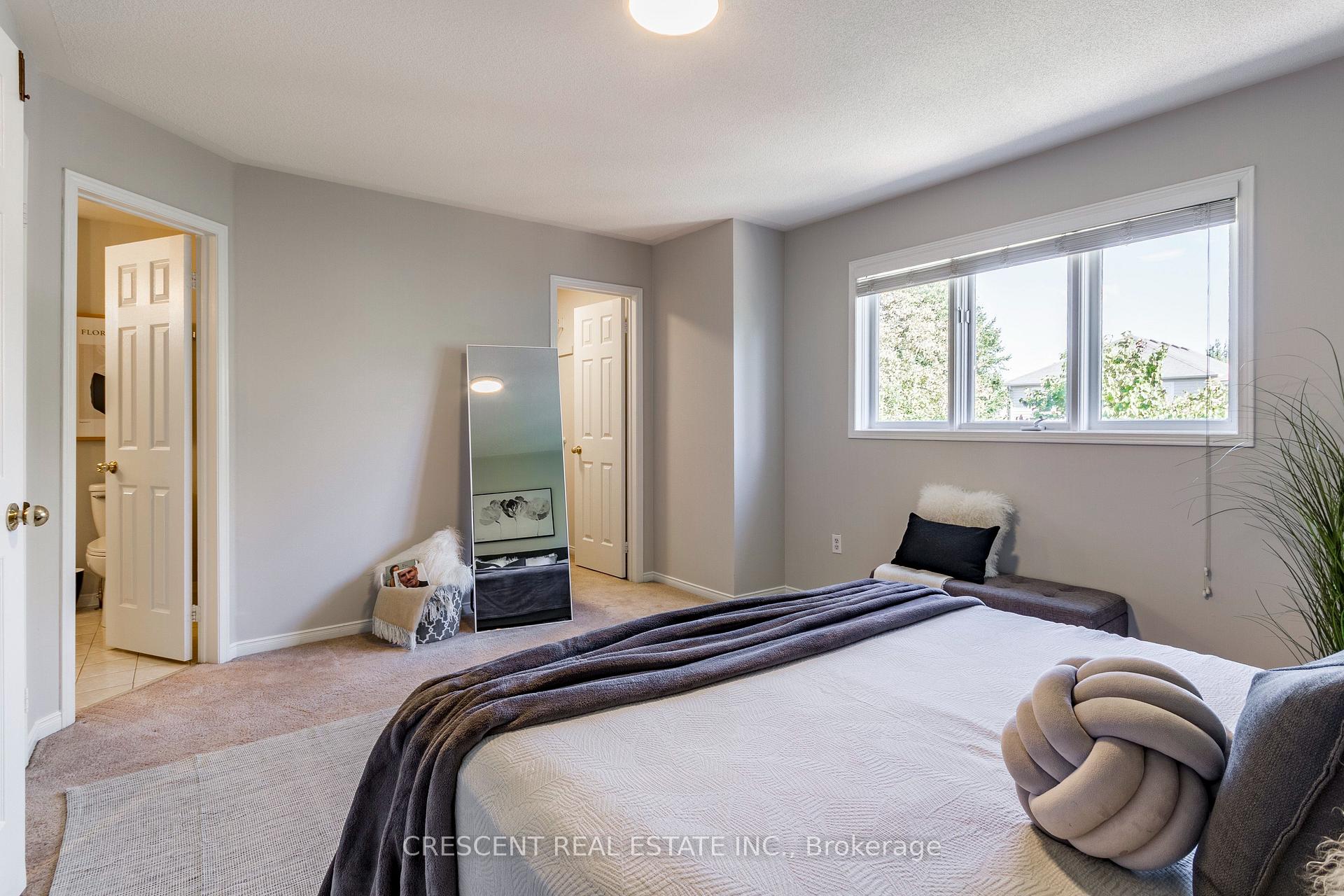 Photo 19 of 2959 Jackson Drive, Burlington, Rose — HOMEH