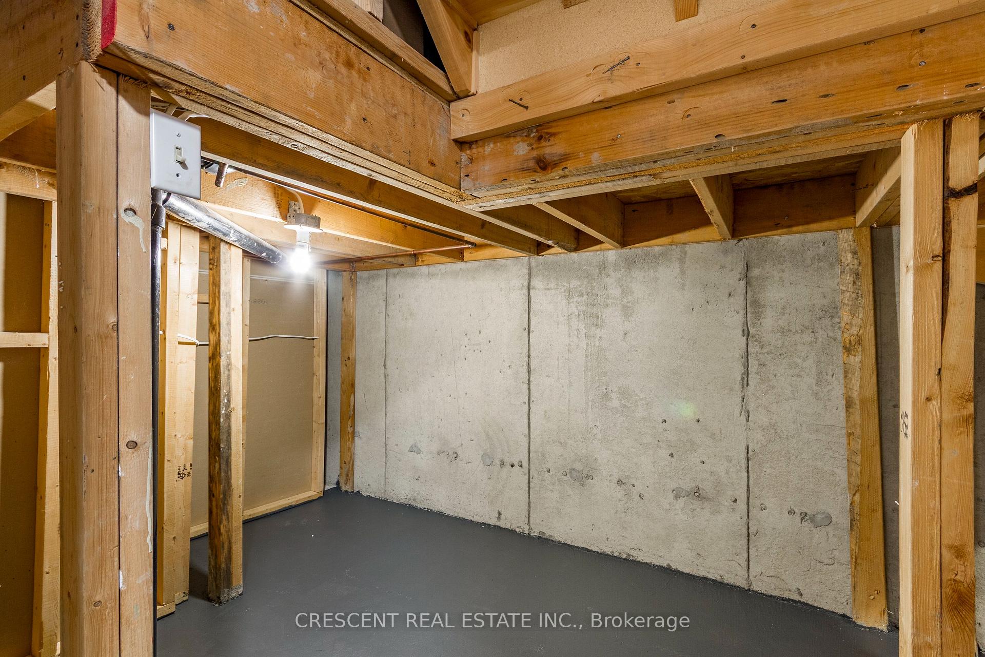 Photo 27 of 2959 Jackson Drive, Burlington, Rose — HOMEH