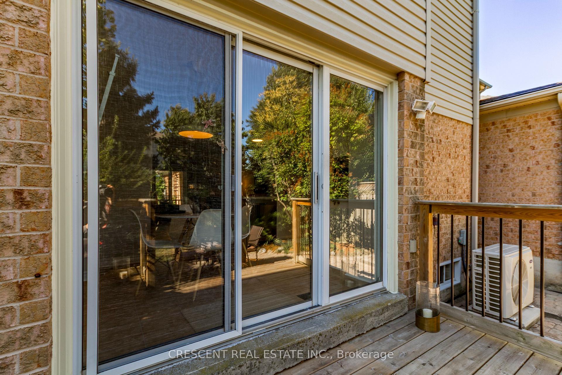 Photo 30 of 2959 Jackson Drive, Burlington, Rose — HOMEH