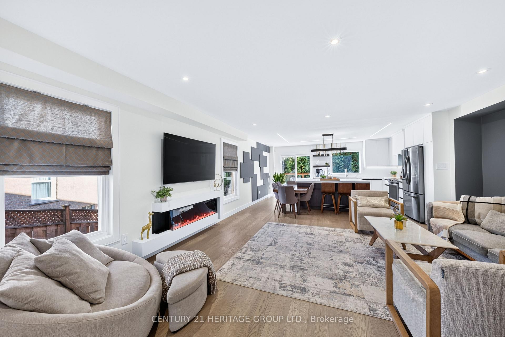 Photo 7 of 671 Walpole Crescent, Newmarket, Stonehaven-Wyndham — HOMEH