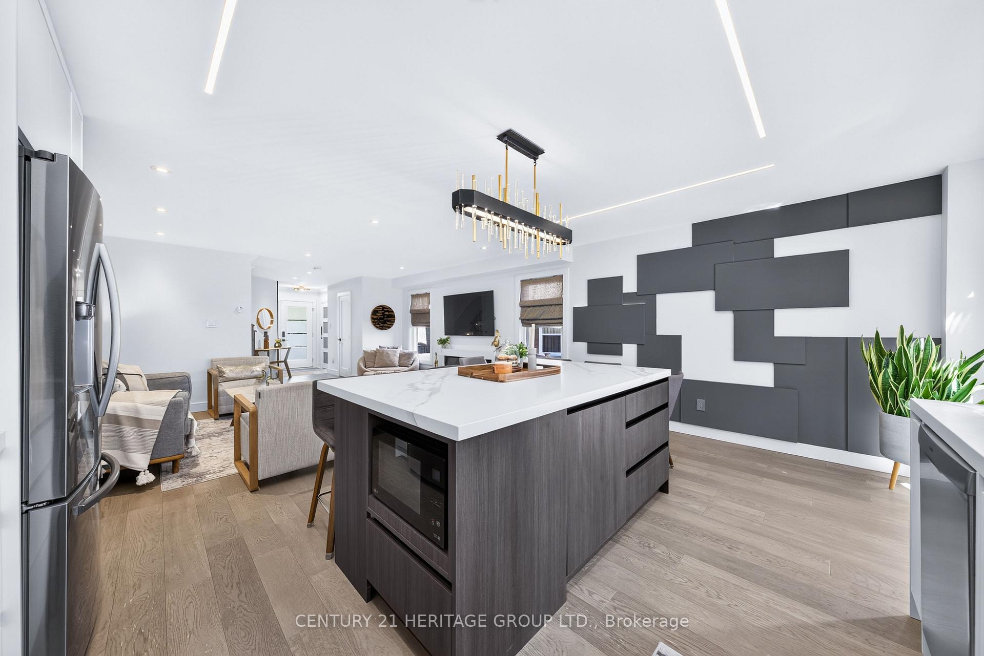 Photo 14 of 671 Walpole Crescent, Newmarket, Stonehaven-Wyndham — HOMEH