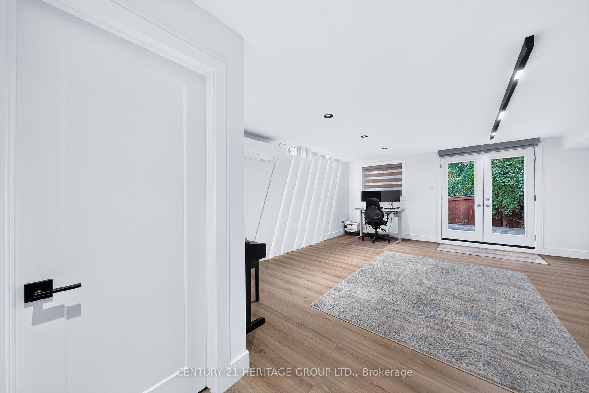 Photo 34 of 671 Walpole Crescent, Newmarket, Stonehaven-Wyndham — HOMEH