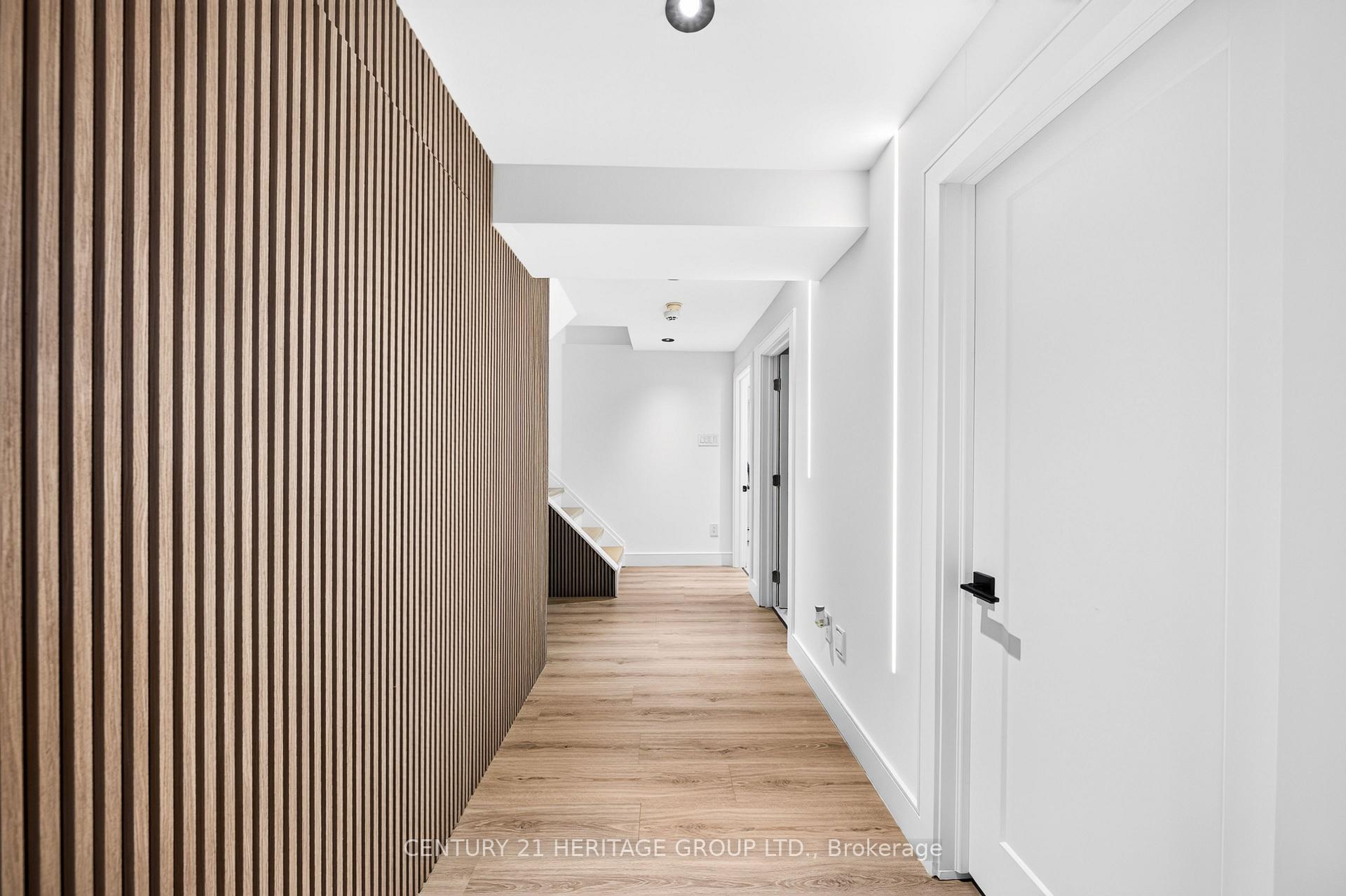 Photo 37 of 671 Walpole Crescent, Newmarket, Stonehaven-Wyndham — HOMEH