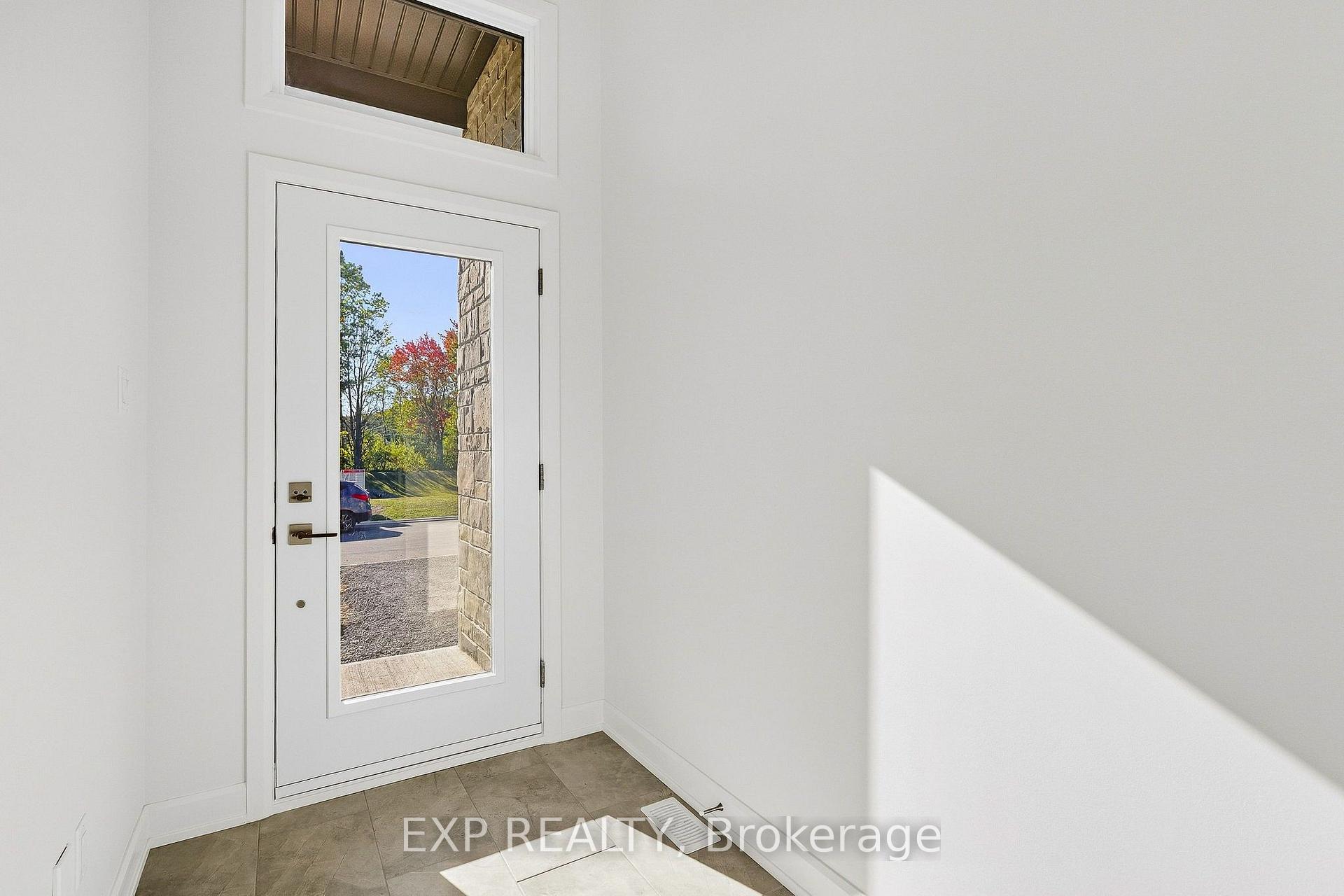 Photo 4 of 14 Hughes Circle, Casselman, Casselman — HOMEH