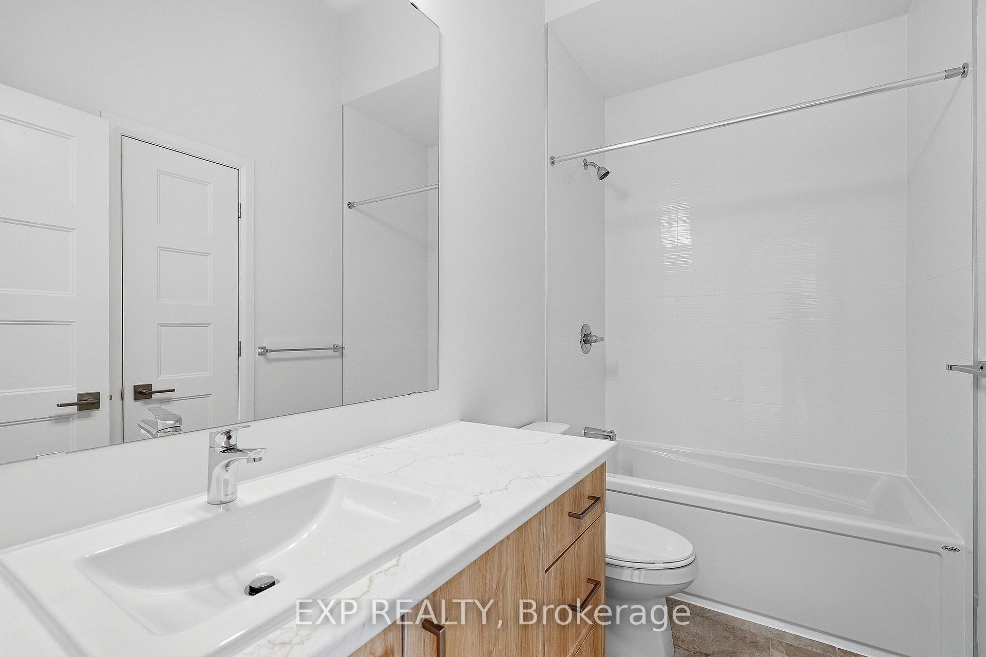 Photo 23 of 14 Hughes Circle, Casselman, Casselman — HOMEH