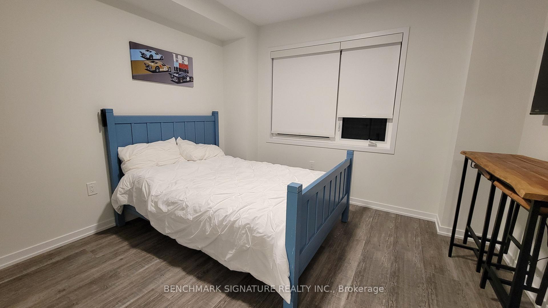 Photo 13 of 14 Big Willow Crescent, Richmond Hill, Rural Richmond Hill — HOMEH