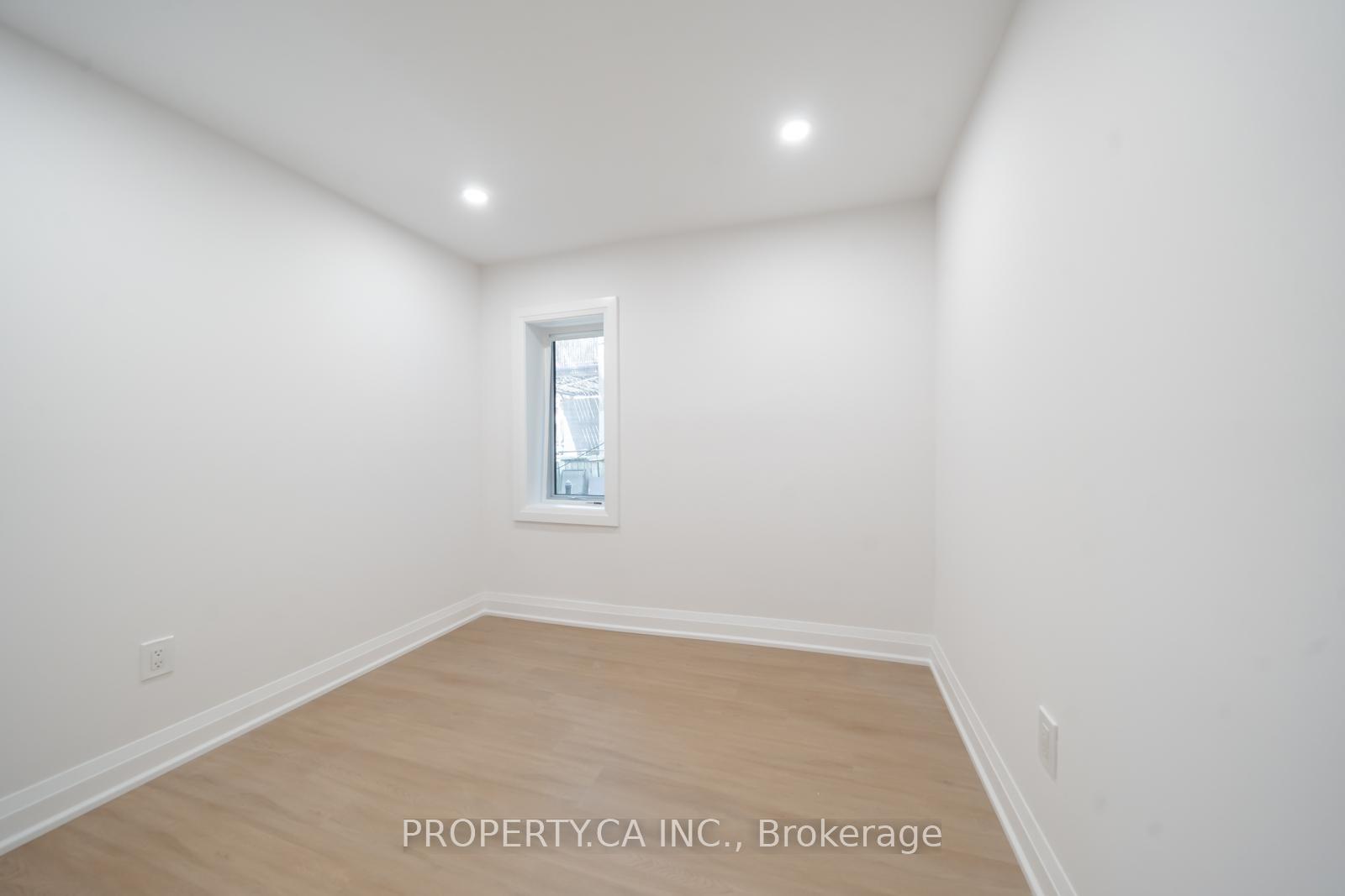 Photo 8 of Unit Lower, 344 Highfield Road, Toronto, Greenwood-Coxwell — HOMEH