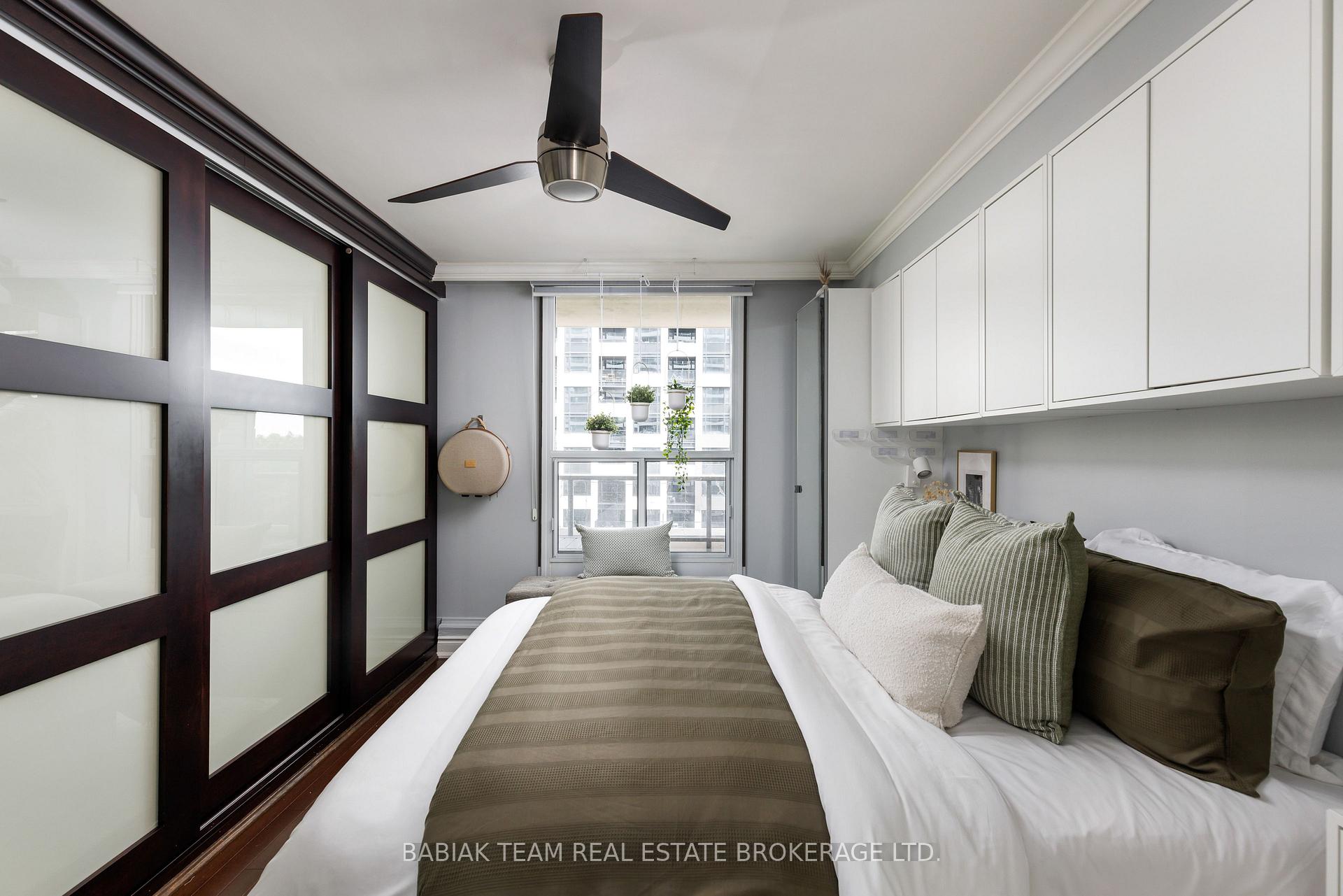 Photo 14 of Unit 705, 50 Quebec Avenue, Toronto, High Park North — HOMEH