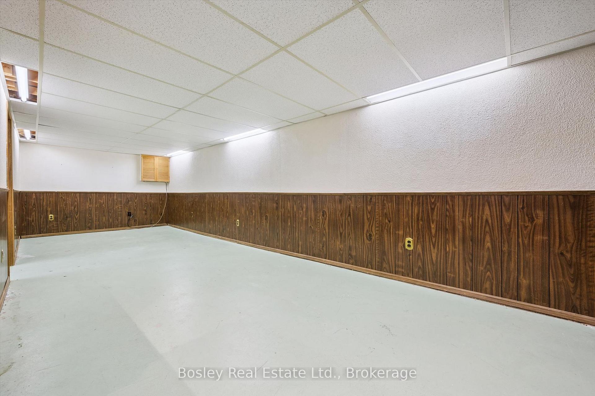 Photo 31 of 103 Folkstone Crescent, Brampton, Southgate — HOMEH