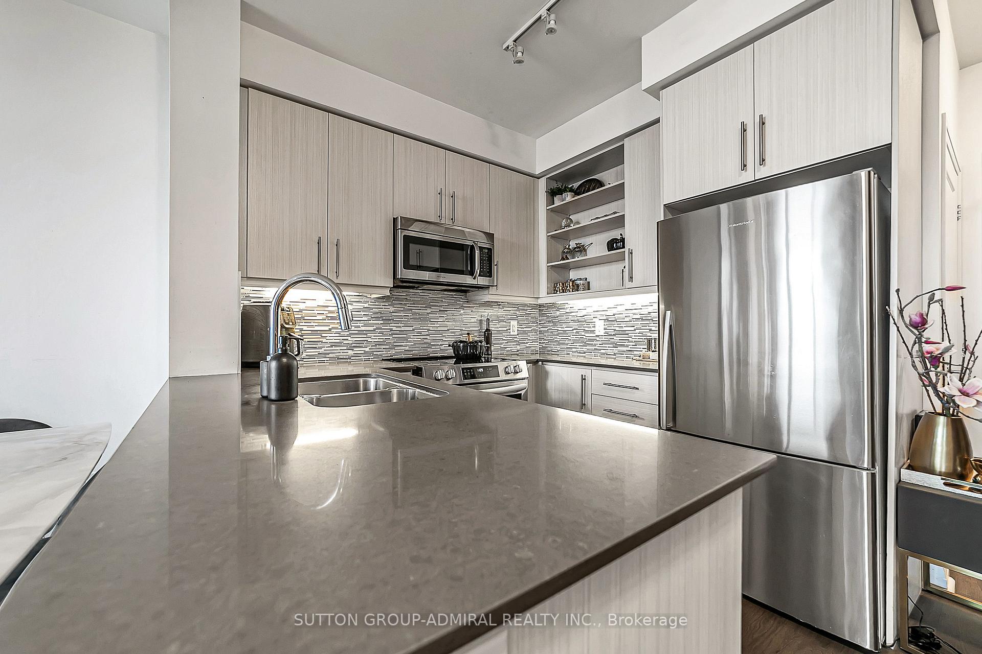 Photo 21 of Unit 1005, 55 Oneida Crescent, Richmond Hill, Langstaff — HOMEH