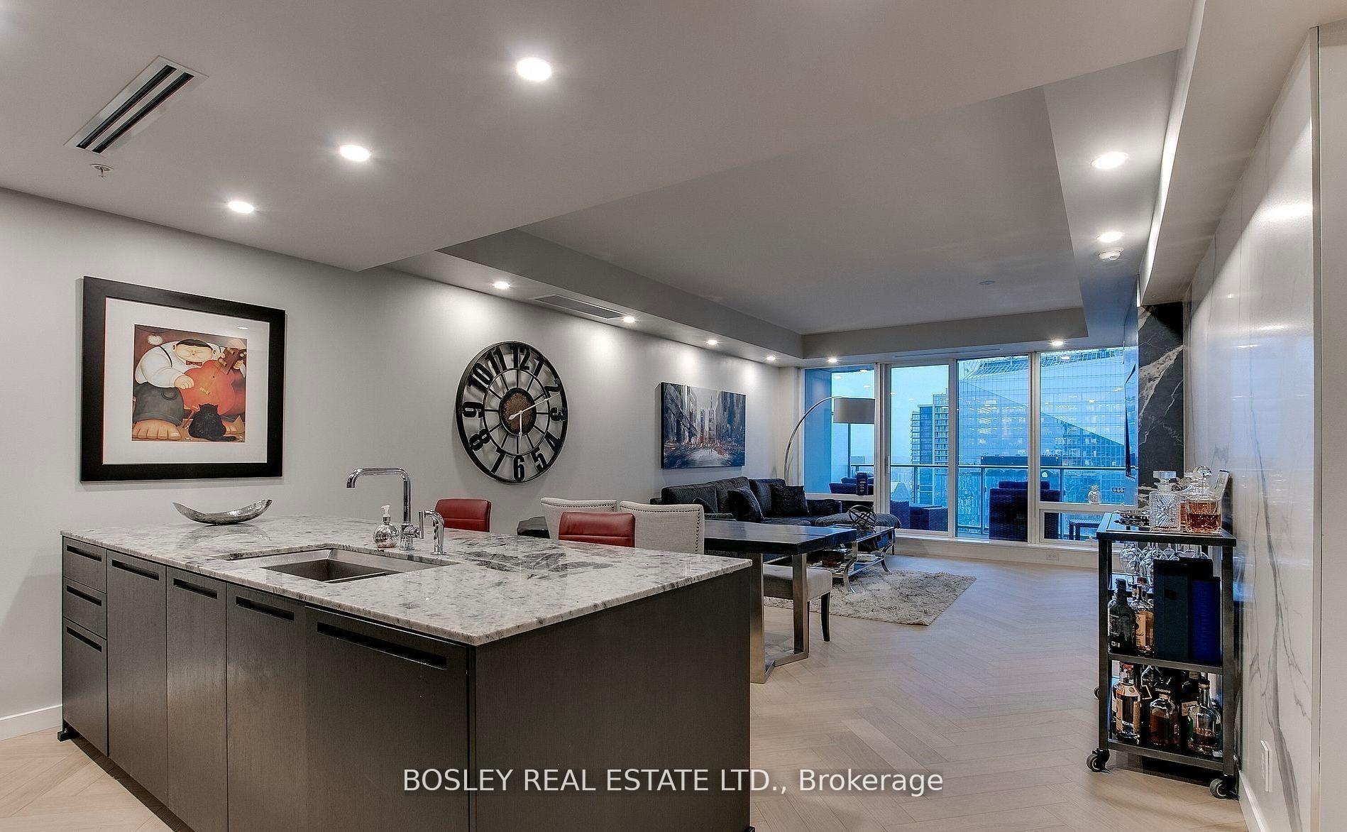 Photo 19 of Unit 4808, 180 University Avenue, Toronto, Bay Street Corridor — HOMEH