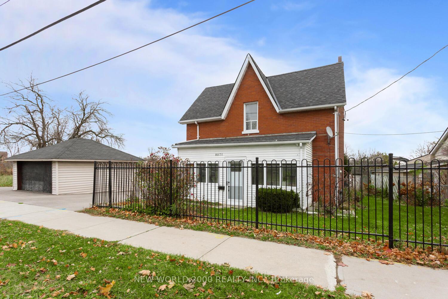 Photo 2 of 8071 Kipling Avenue, Vaughan, West Woodbridge — HOMEH