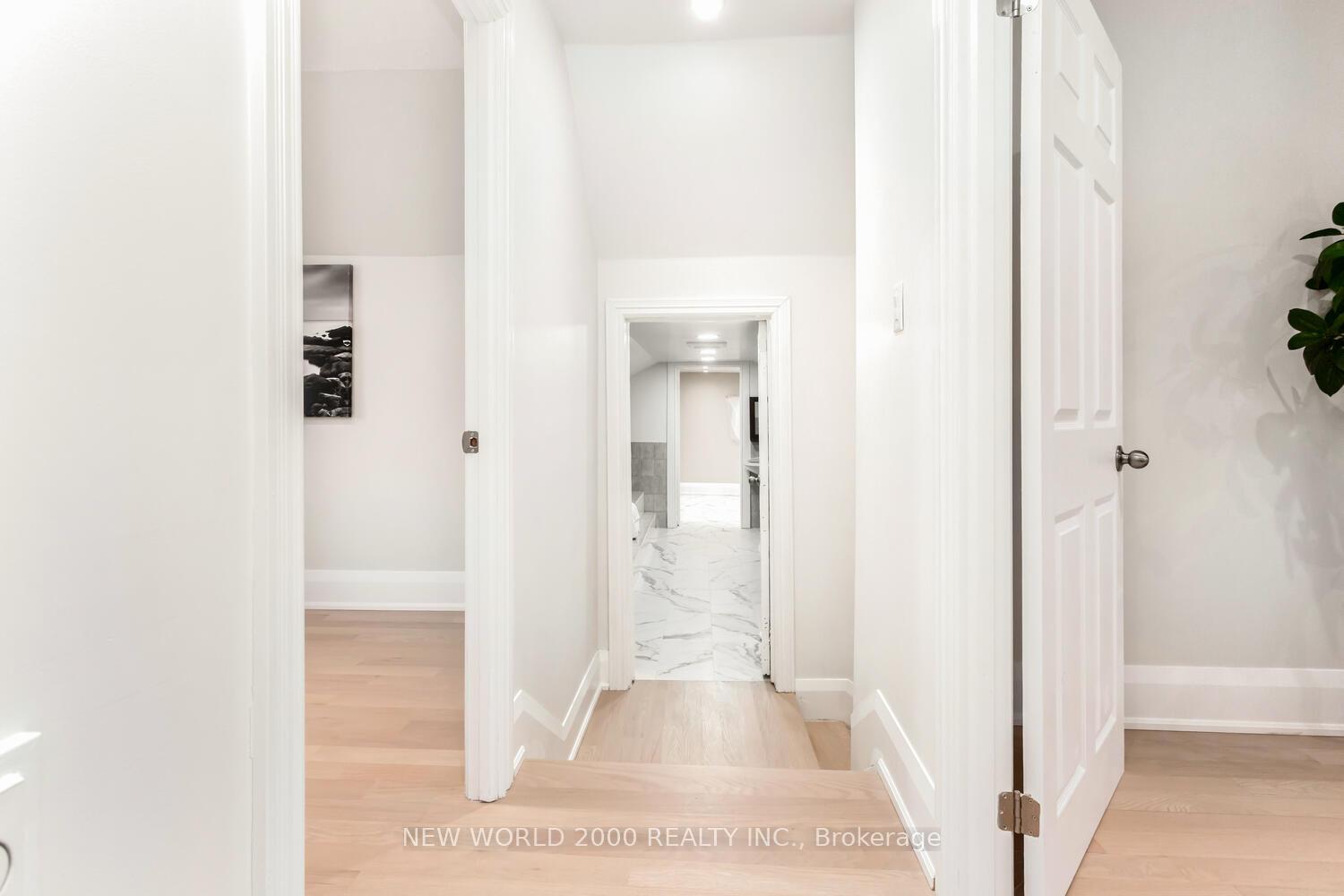 Photo 31 of 8071 Kipling Avenue, Vaughan, West Woodbridge — HOMEH