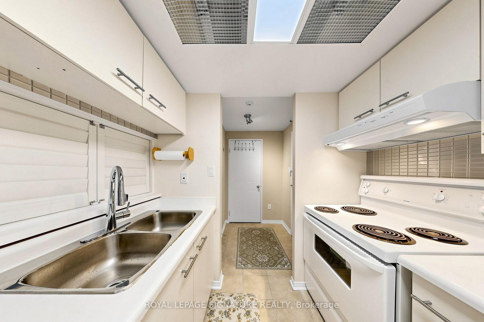 Photo 16 of Unit 334, 8351 Mclaughlin Road S, Brampton, Brampton South — HOMEH