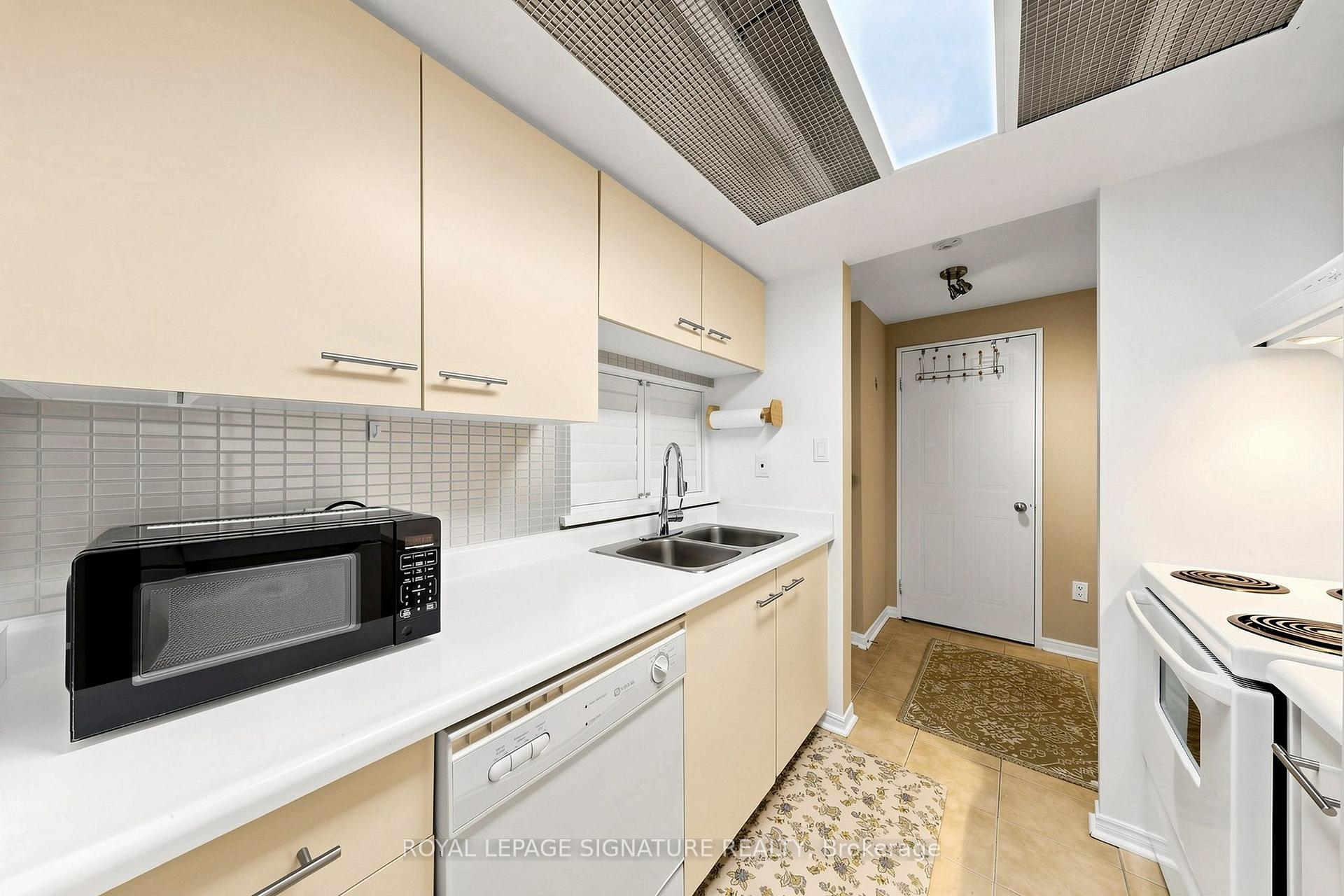 Photo 17 of Unit 334, 8351 Mclaughlin Road S, Brampton, Brampton South — HOMEH