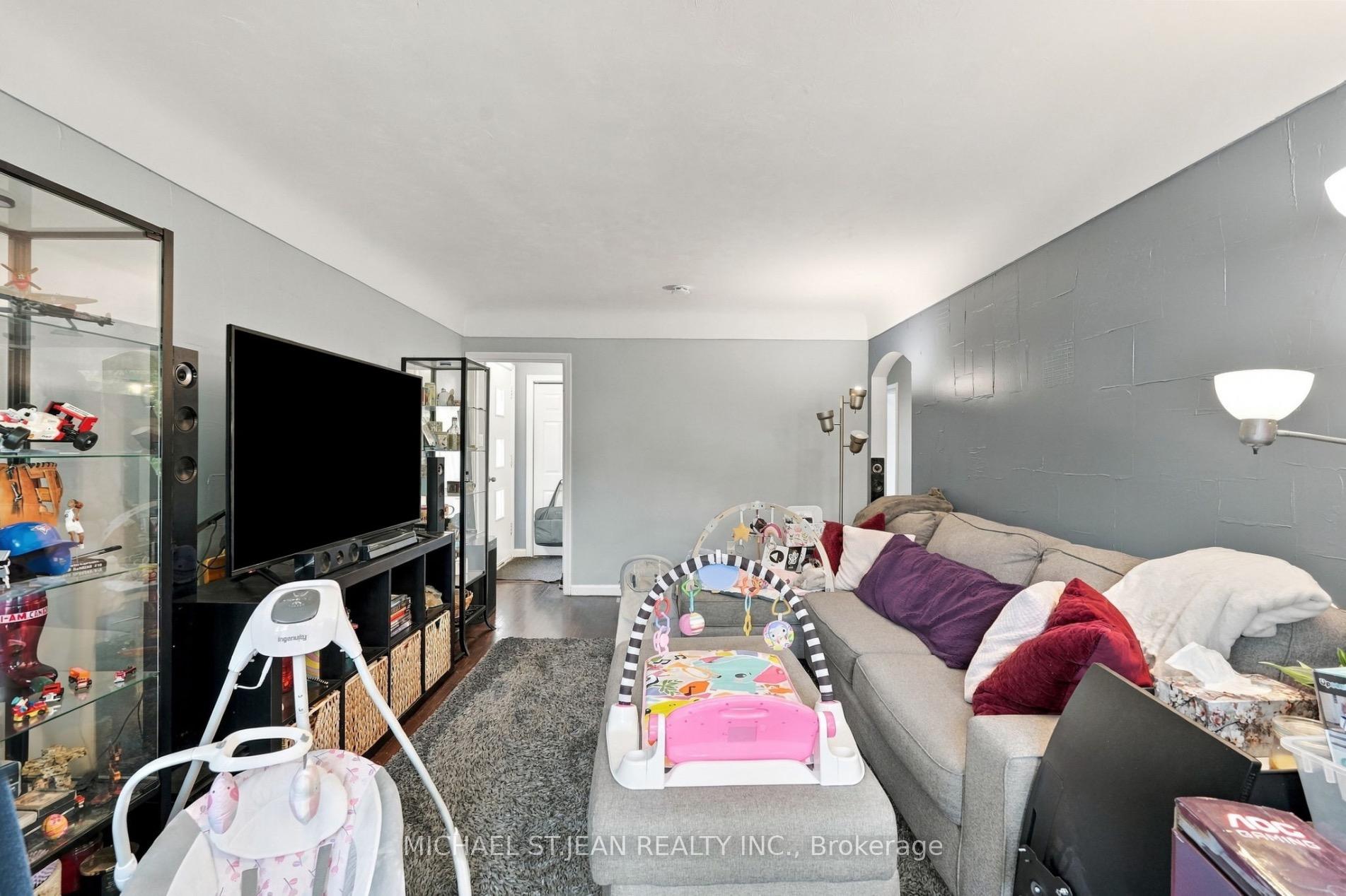 Photo 3 of 63 Ofield Road, Hamilton, Ainslie Wood — HOMEH