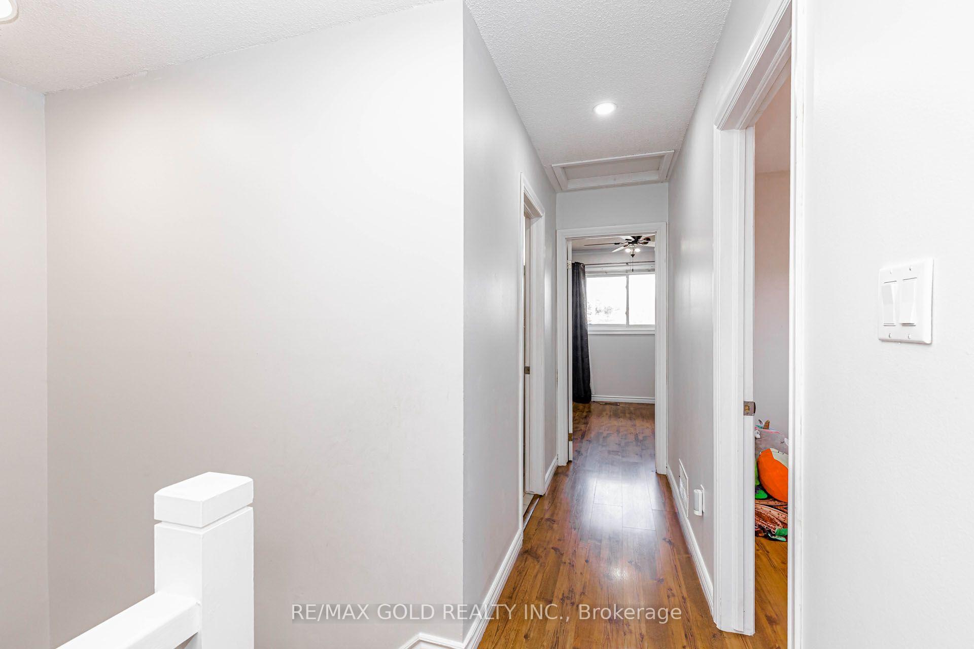 Photo 16 of 240 Simmons Boulevard, Brampton, Madoc — HOMEH