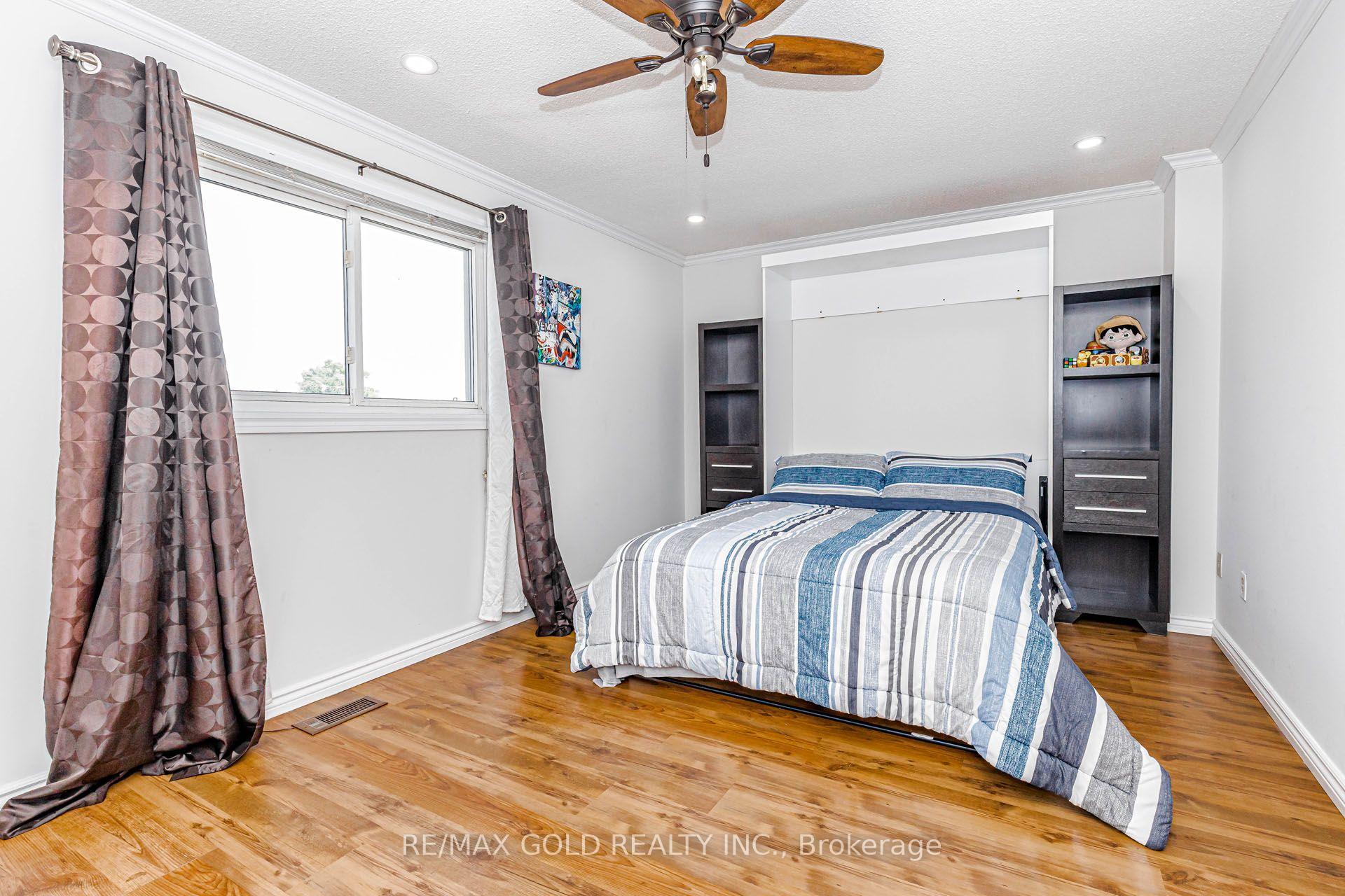 Photo 17 of 240 Simmons Boulevard, Brampton, Madoc — HOMEH